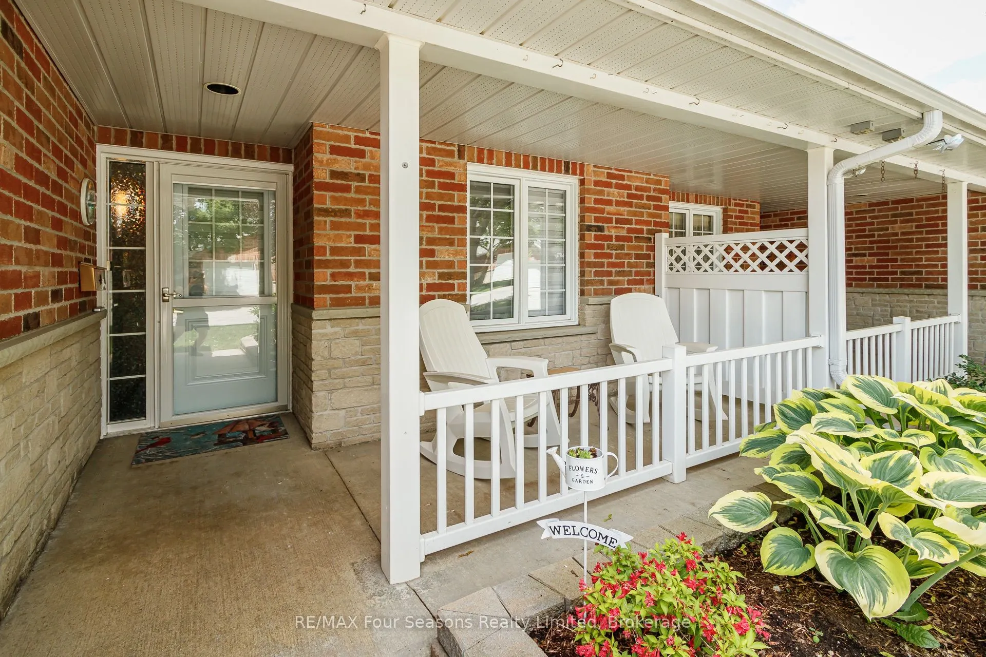 275 Huron Street #27