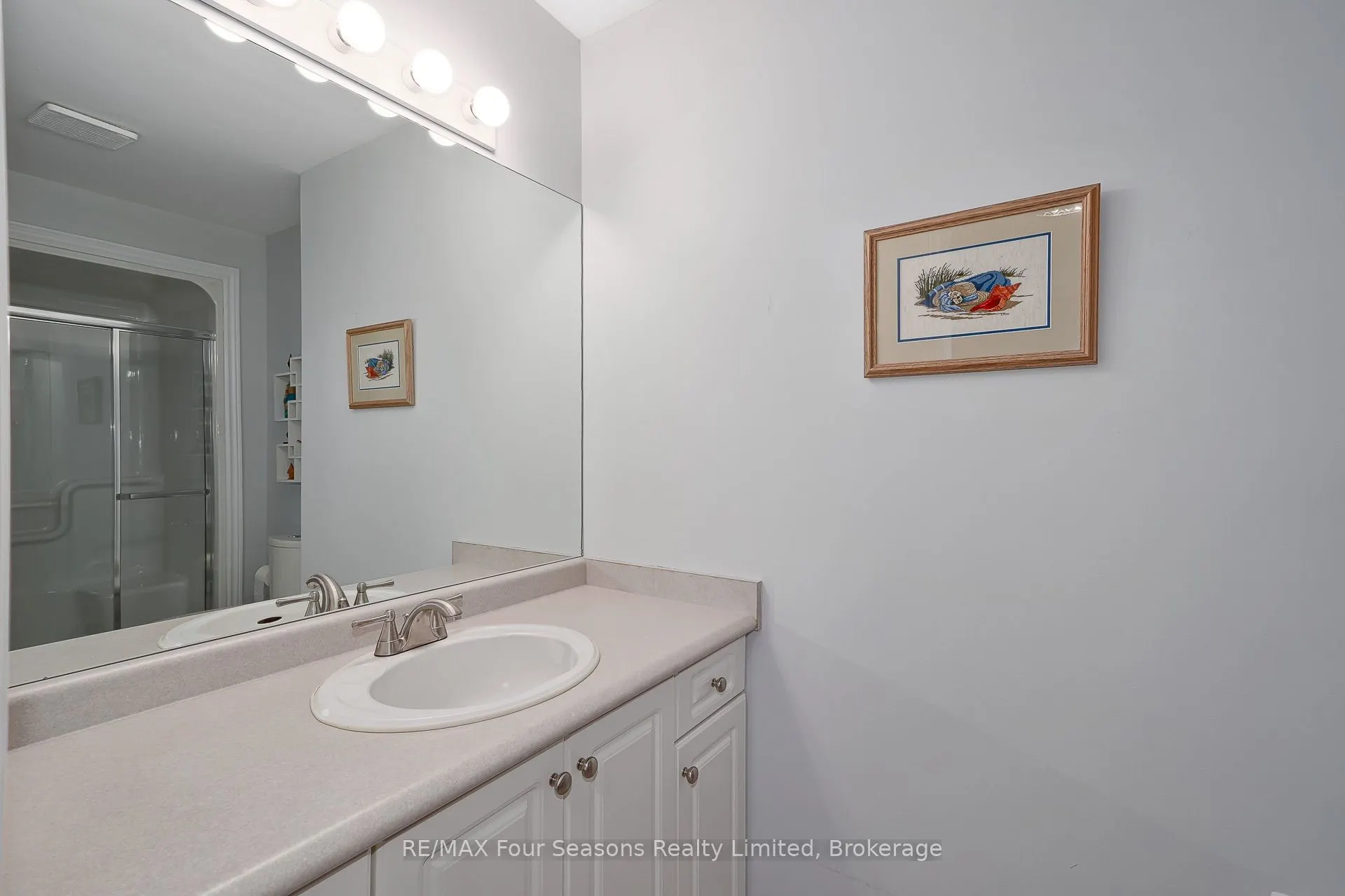 275 Huron Street #27