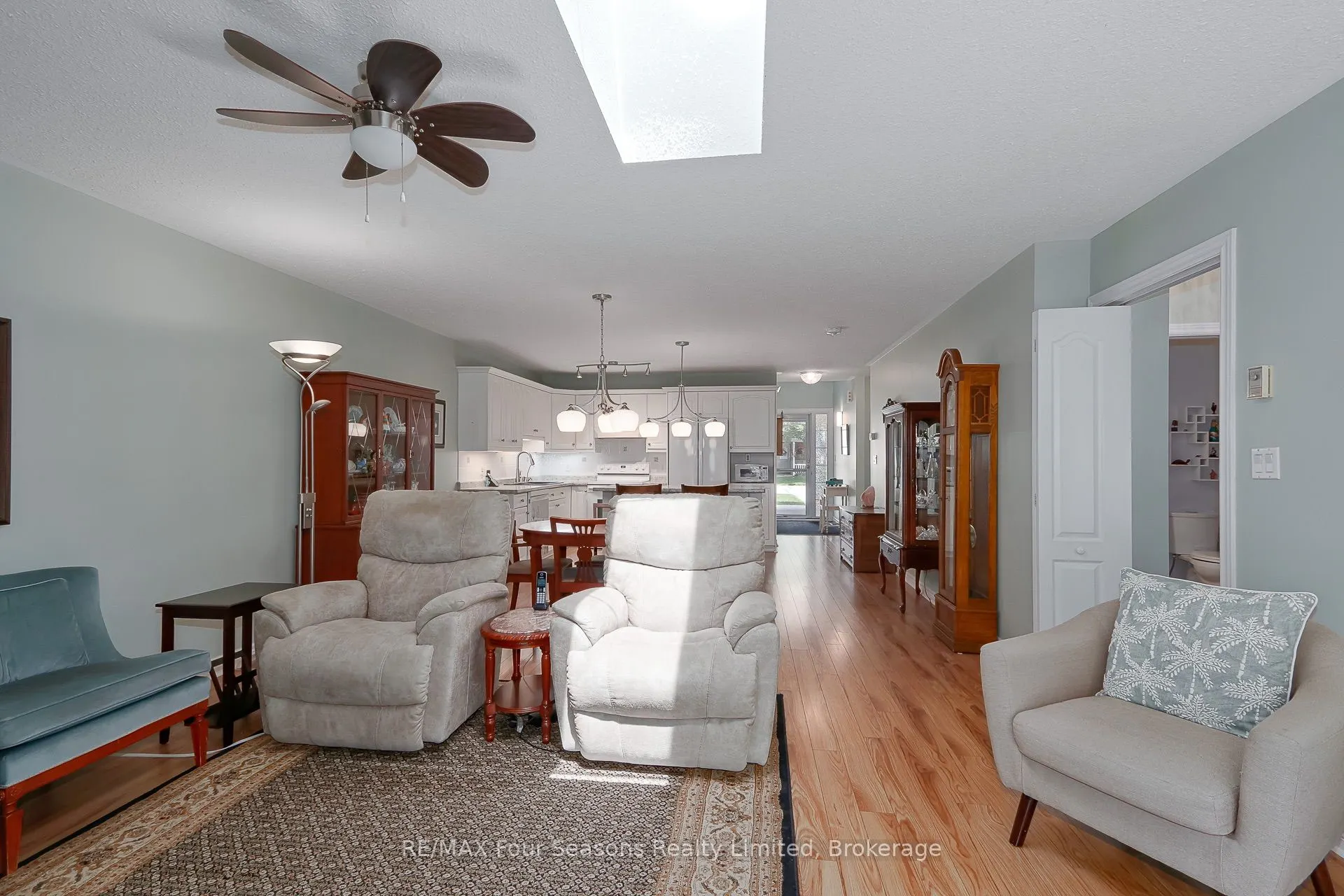 275 Huron Street #27