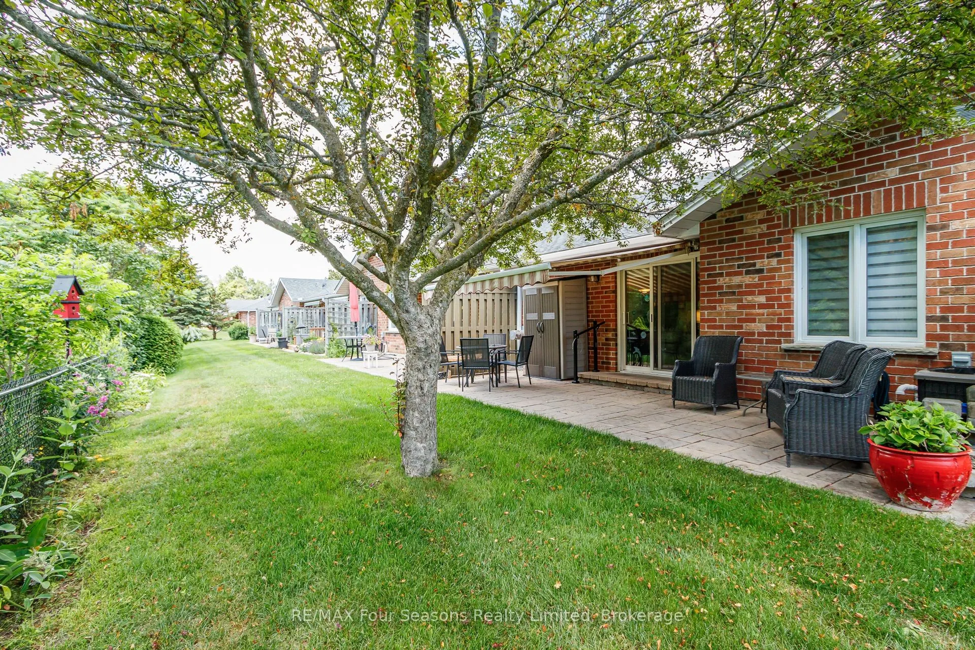 275 Huron Street #27