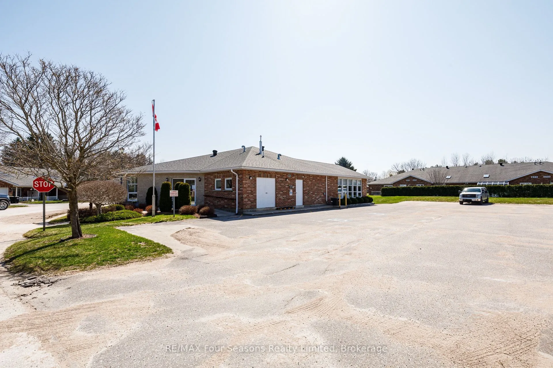 275 Huron Street #27