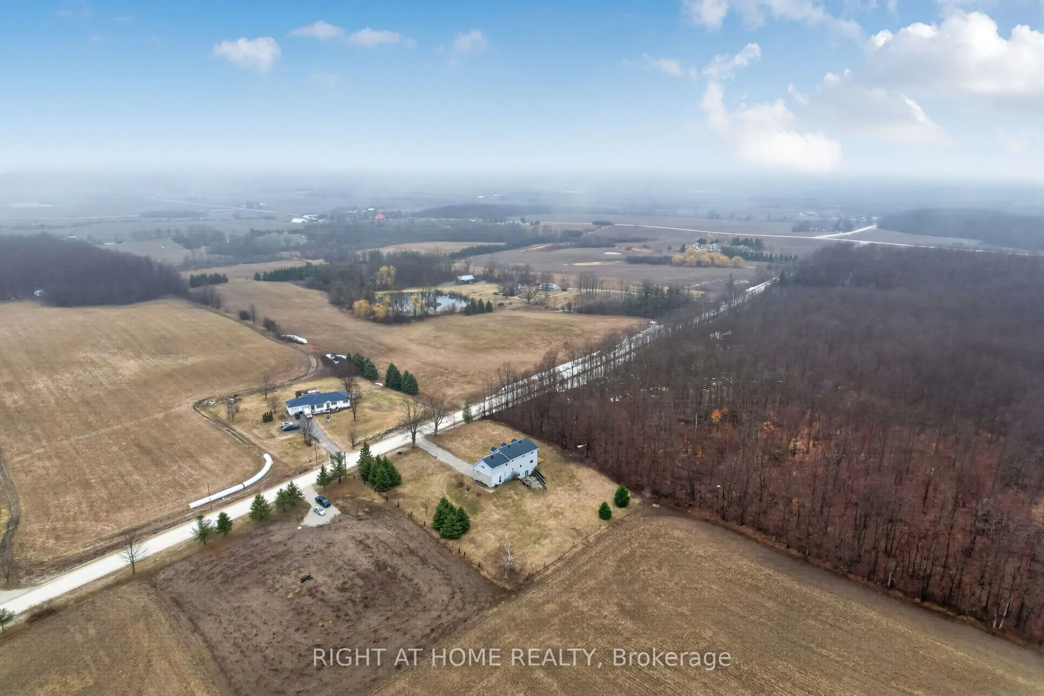 6435 12/13 Stayner Side Road