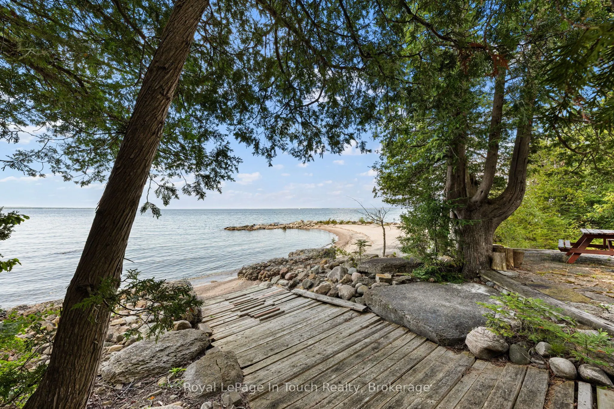 25 Chippewa Crescent