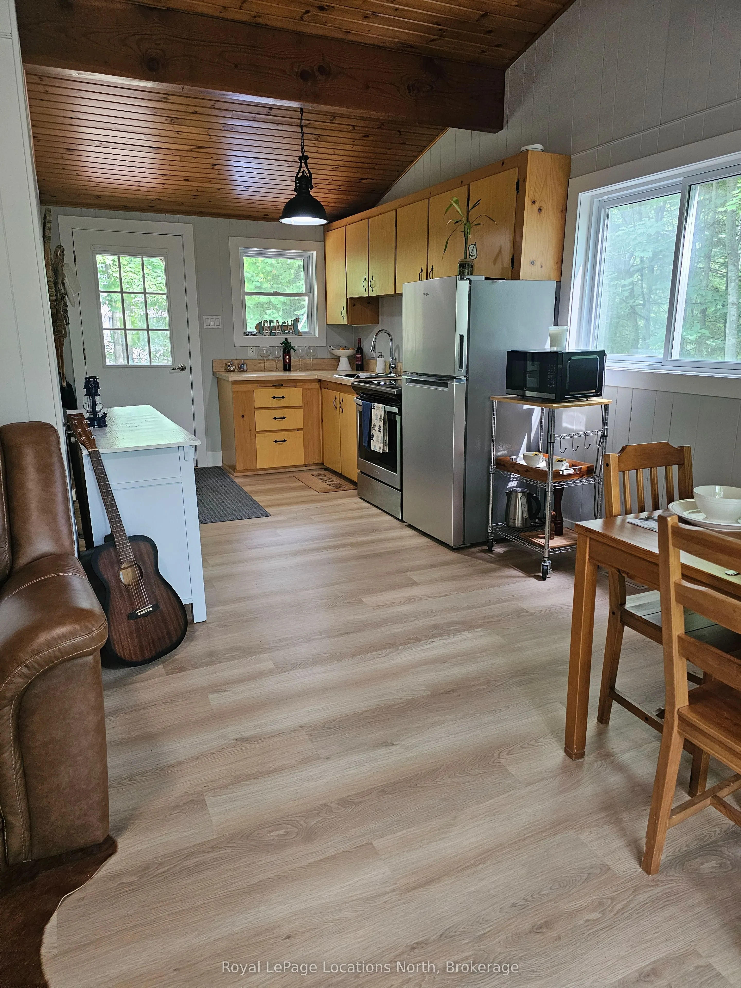 1204 Tiny Beaches Road North Road N