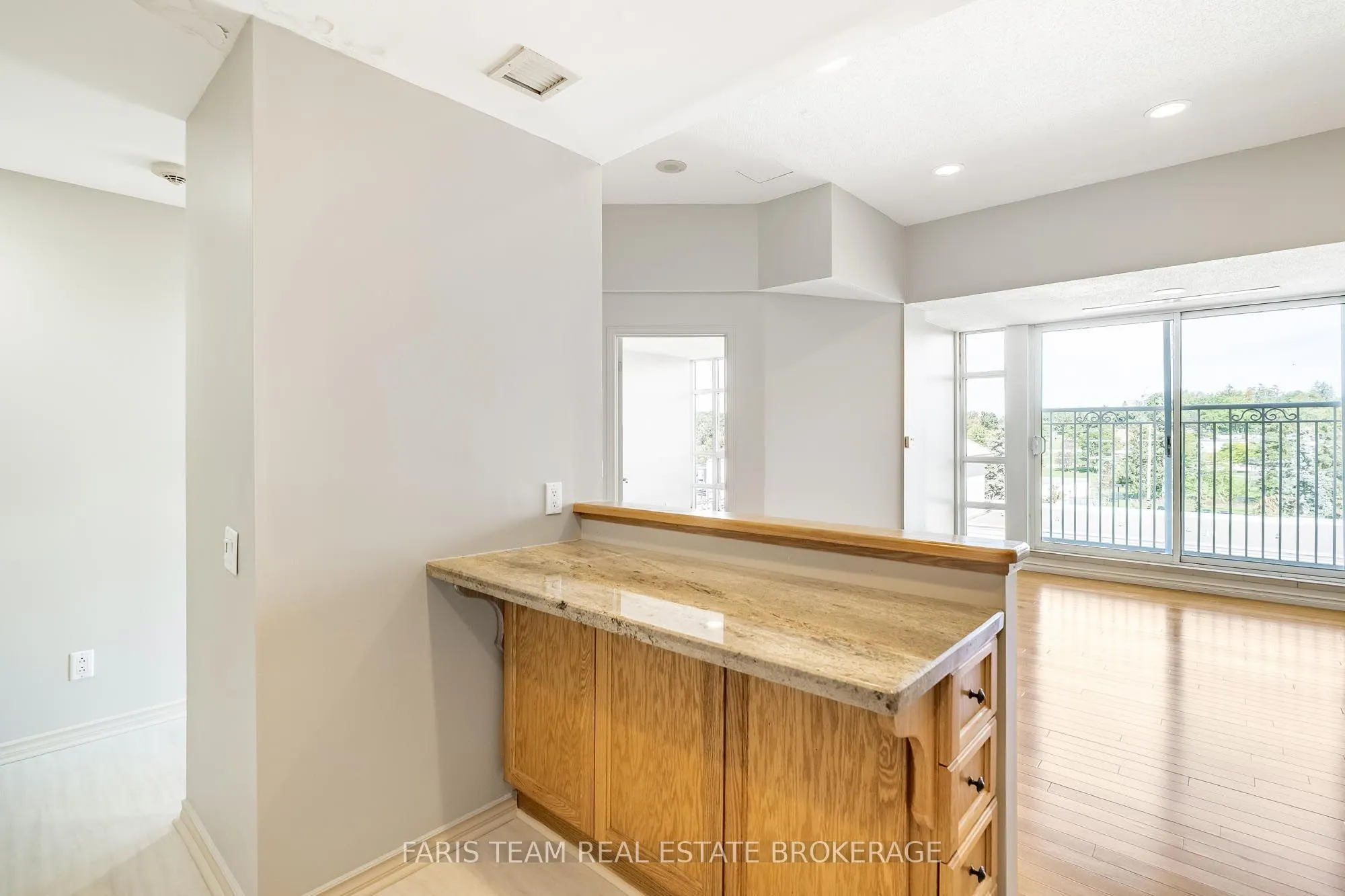 74 Ross Street #82