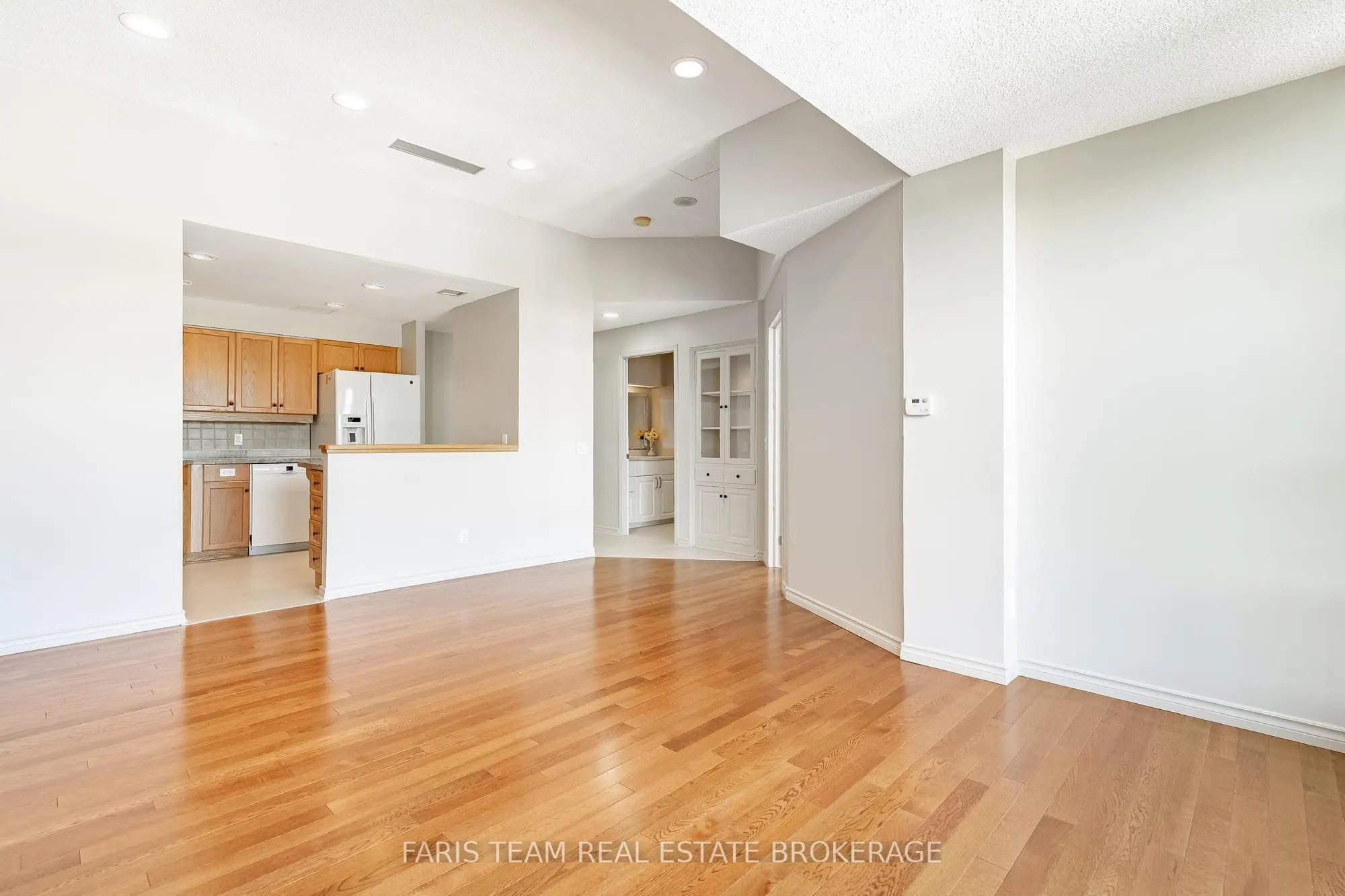 74 Ross Street #82