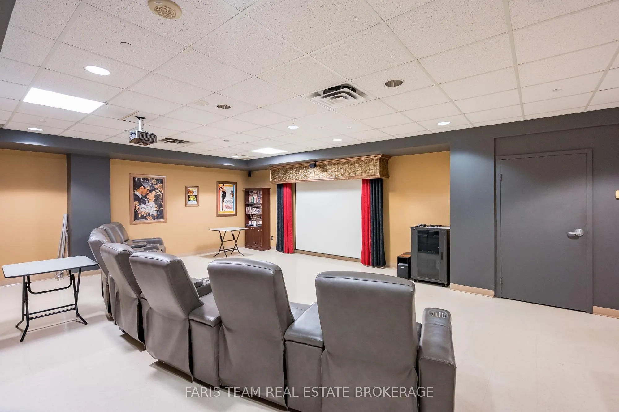 74 Ross Street #82