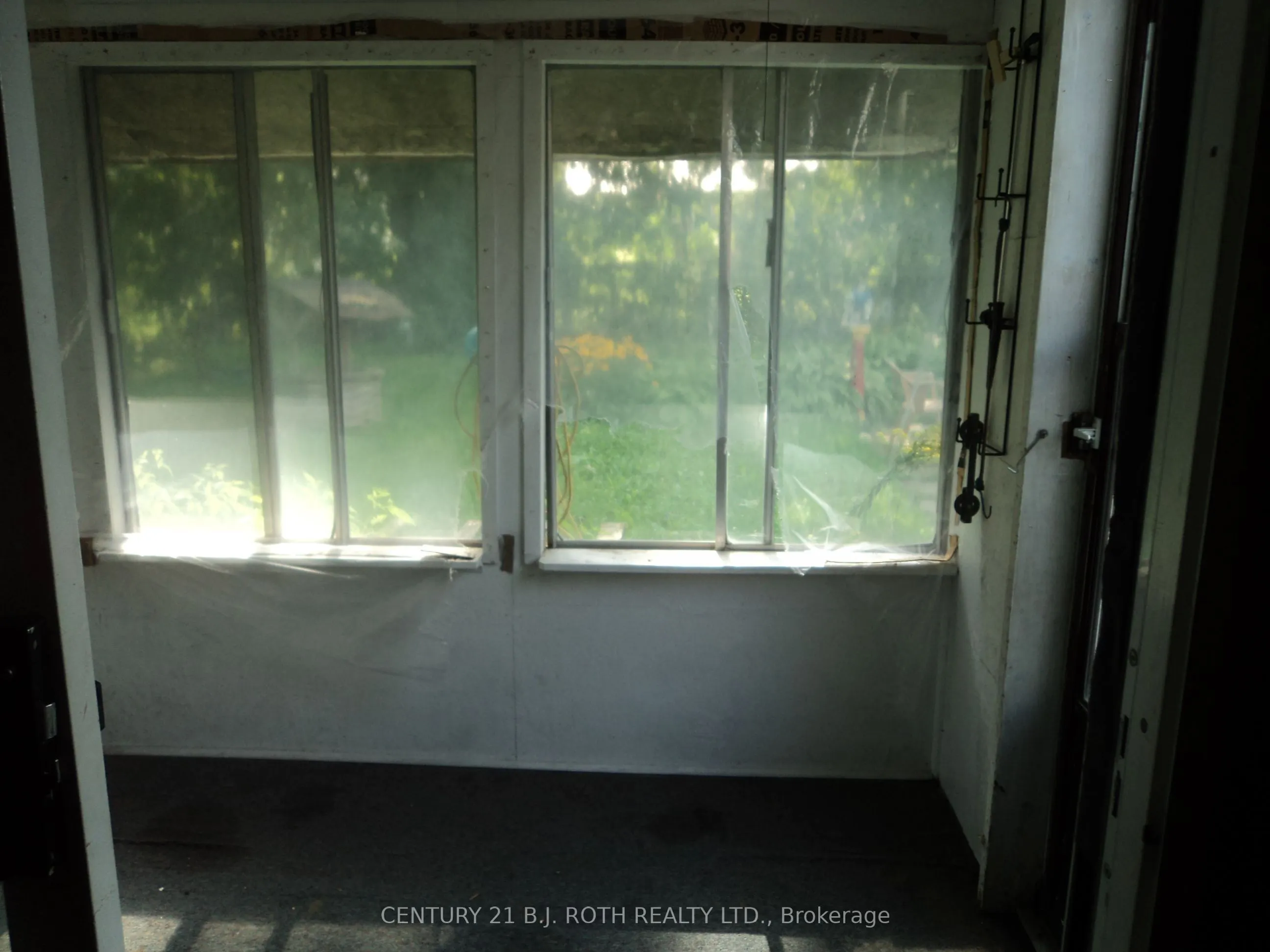 137 Dufferin Street