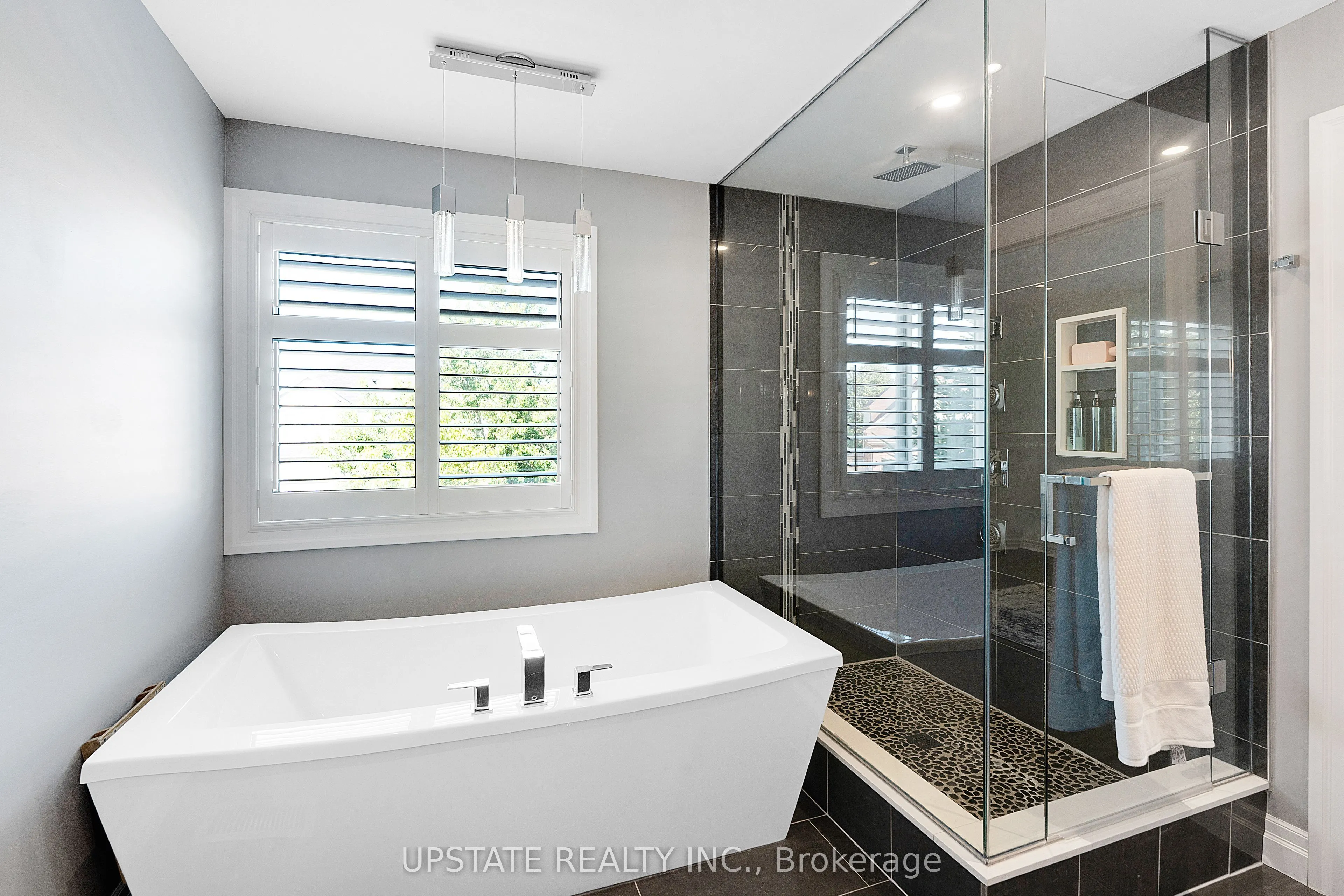 11 Kensington Trail