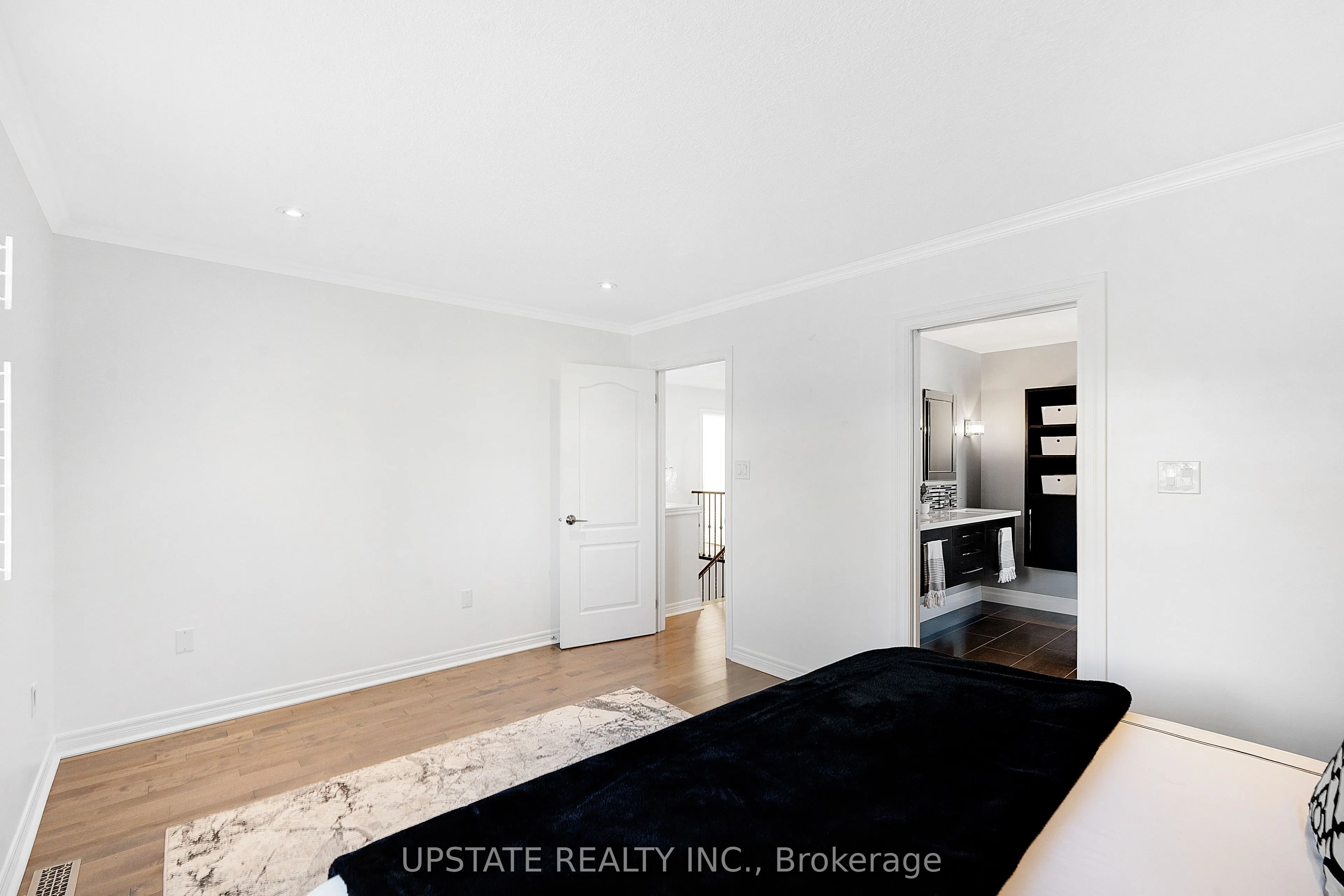 11 Kensington Trail