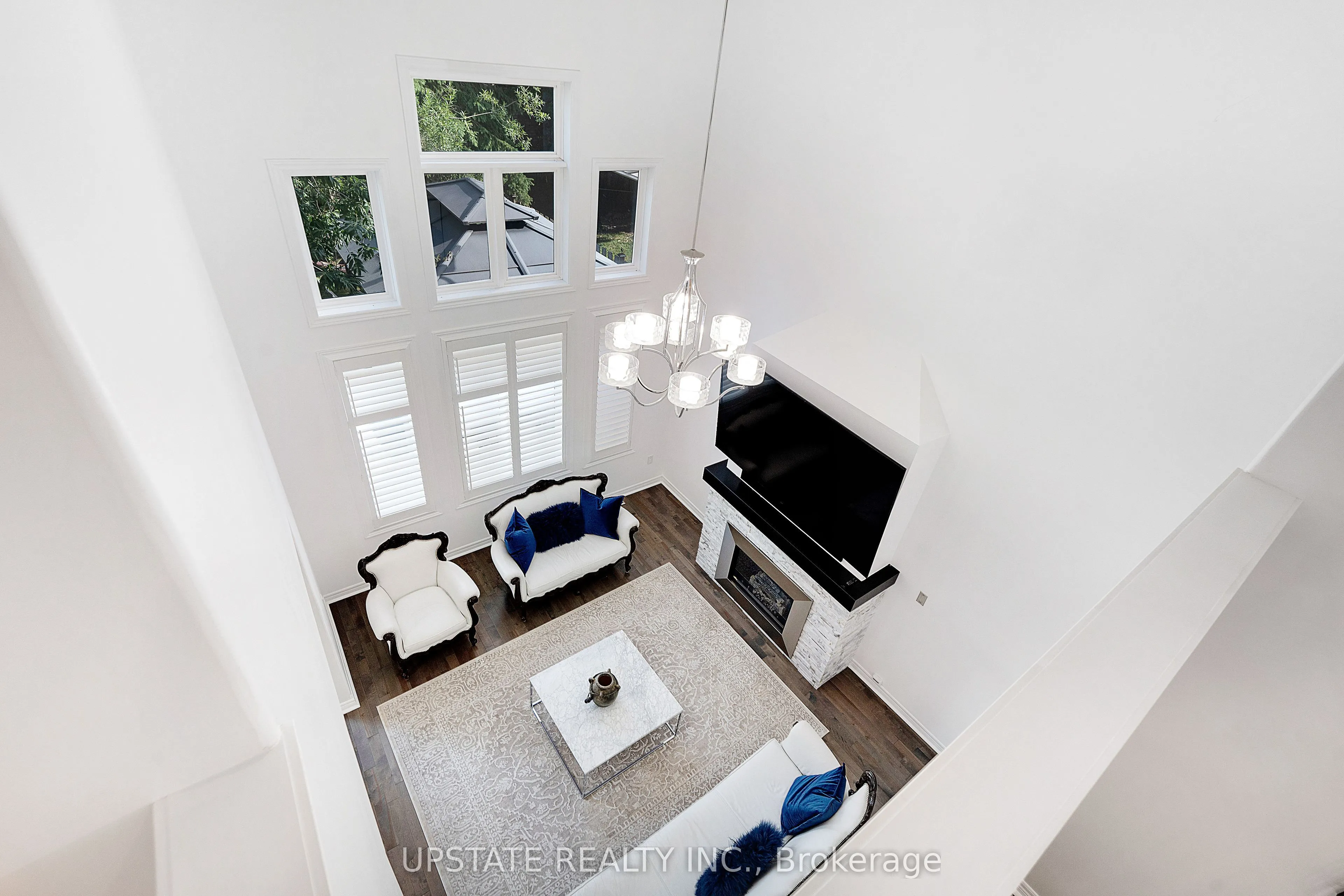 11 Kensington Trail