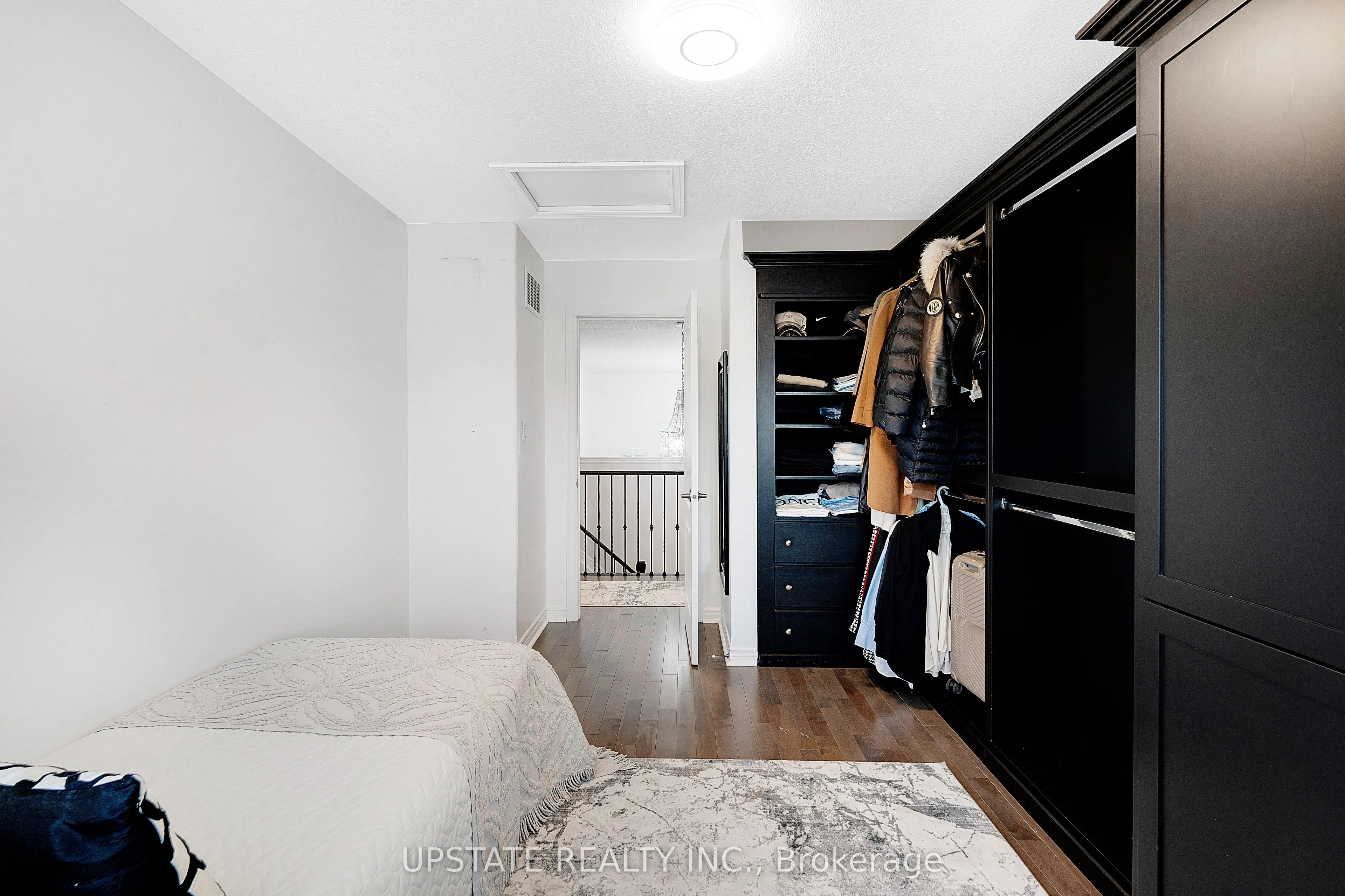 11 Kensington Trail