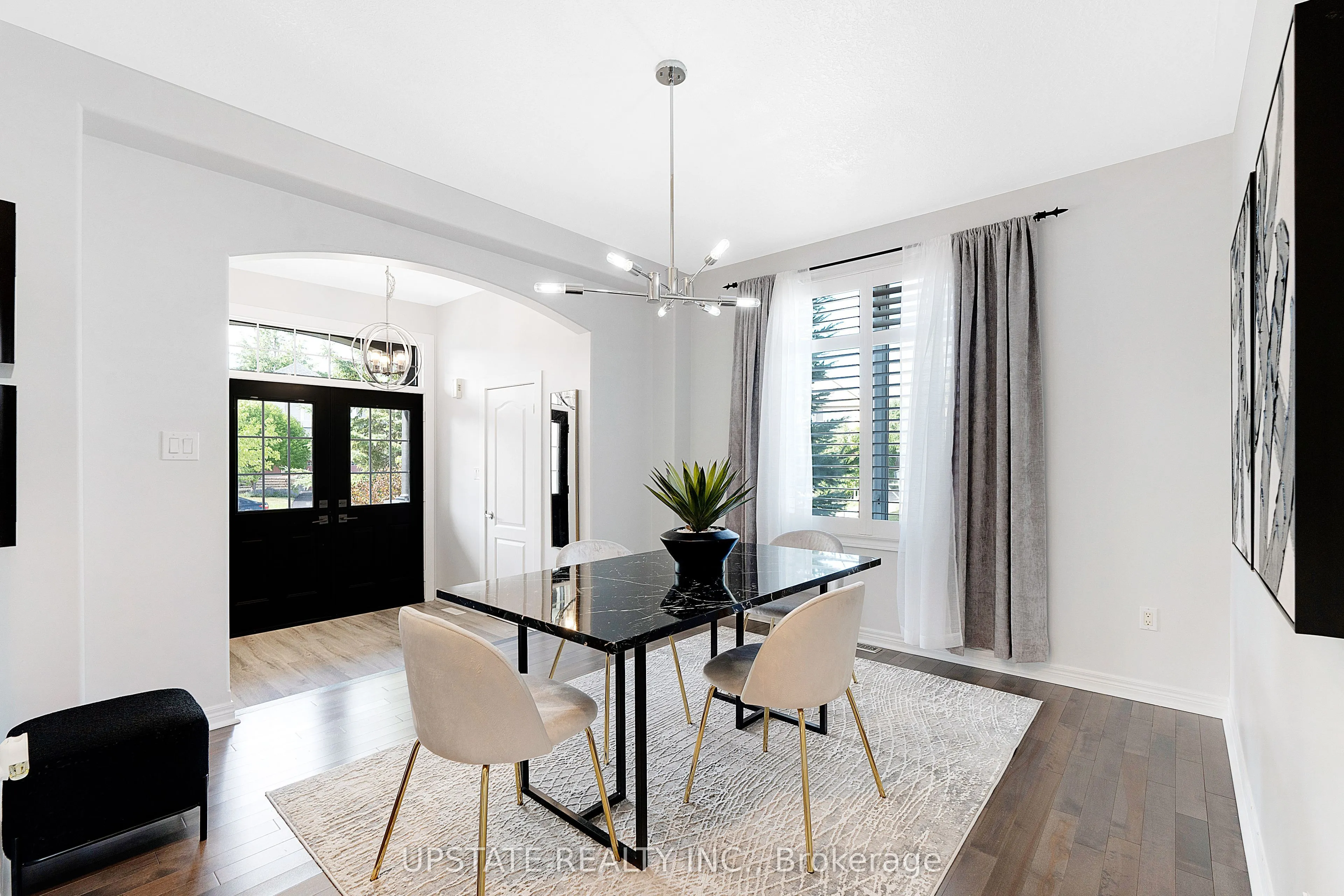 11 Kensington Trail