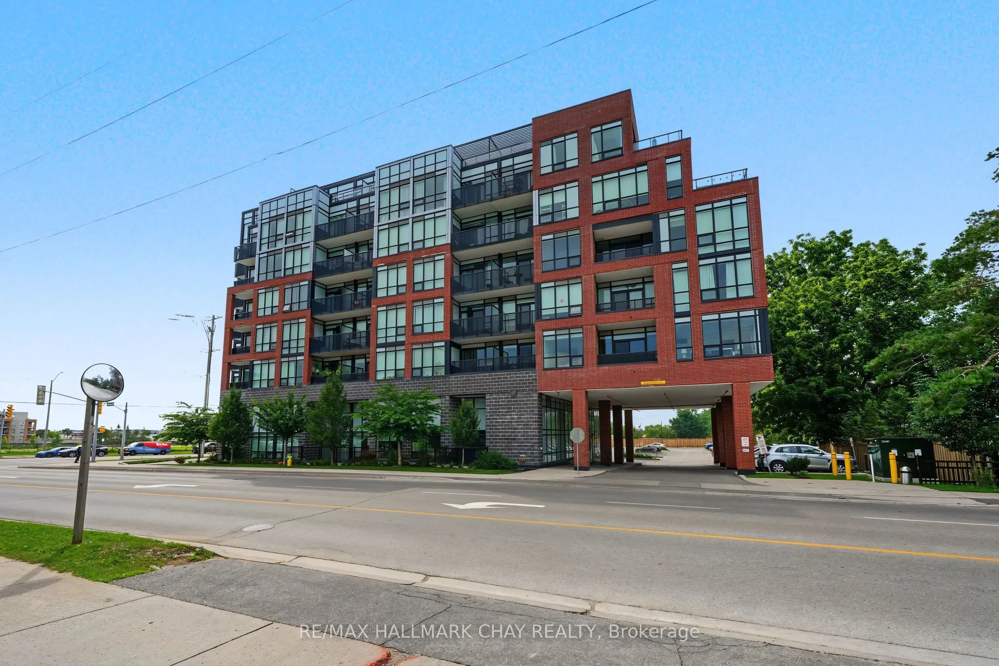 681 Yonge Street #418