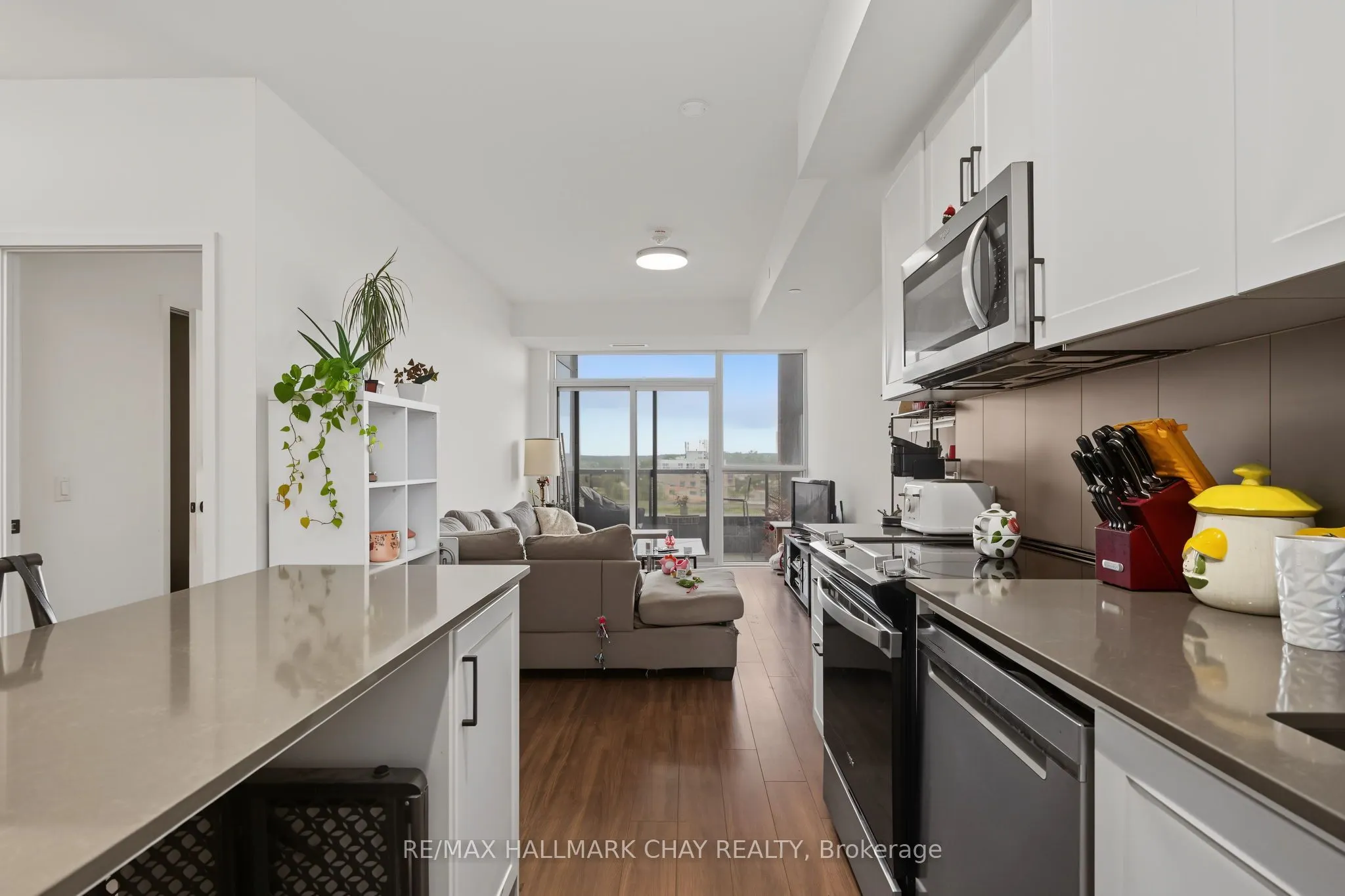 681 Yonge Street #418
