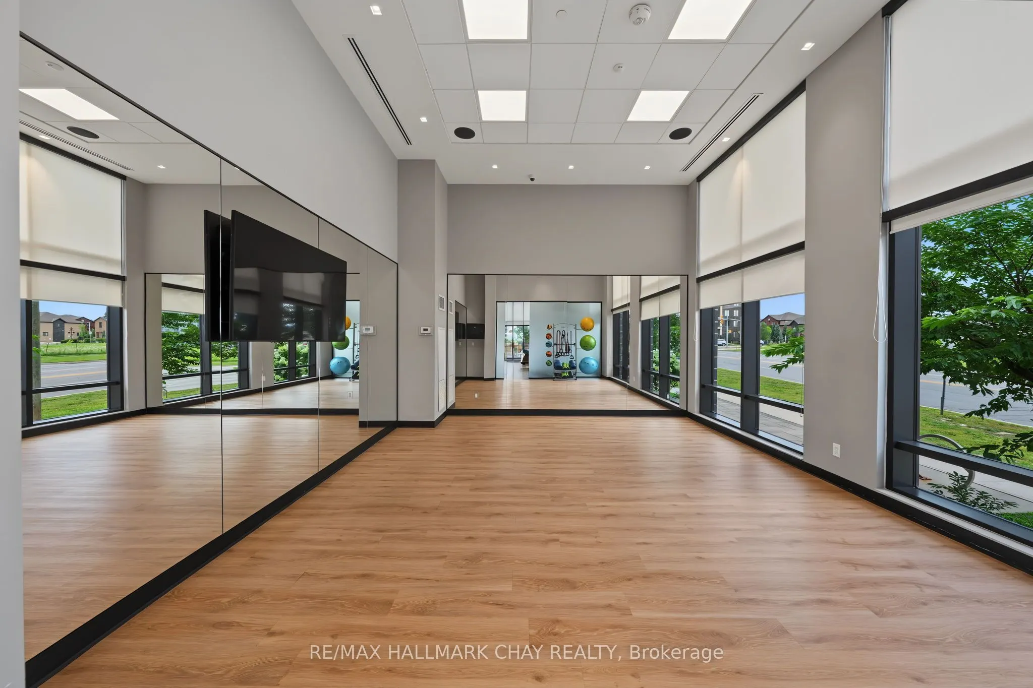 681 Yonge Street #418
