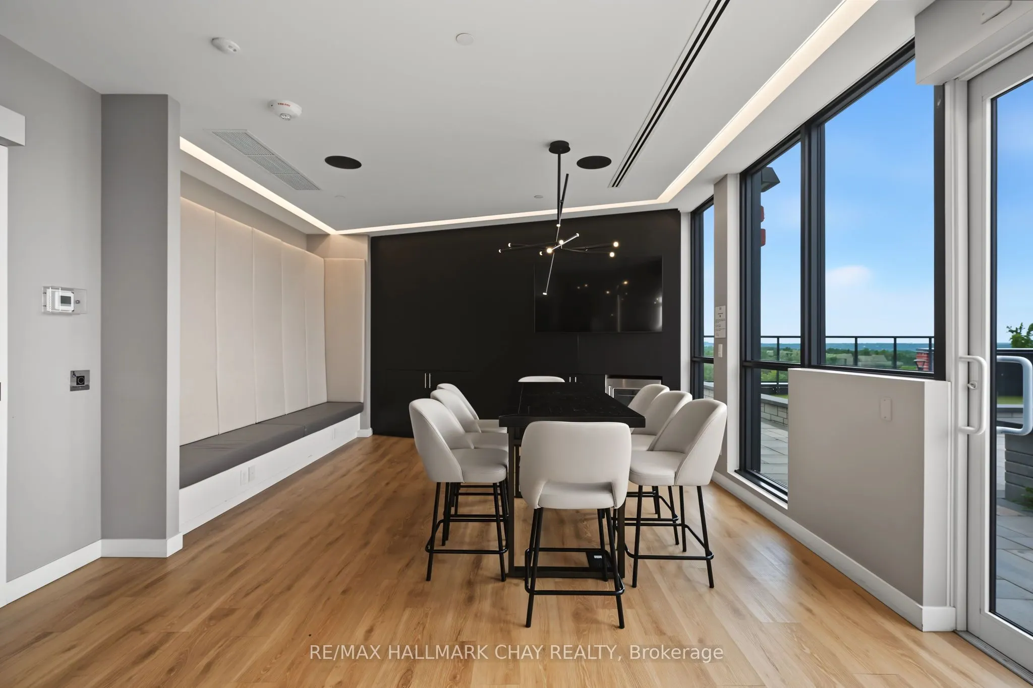681 Yonge Street #418