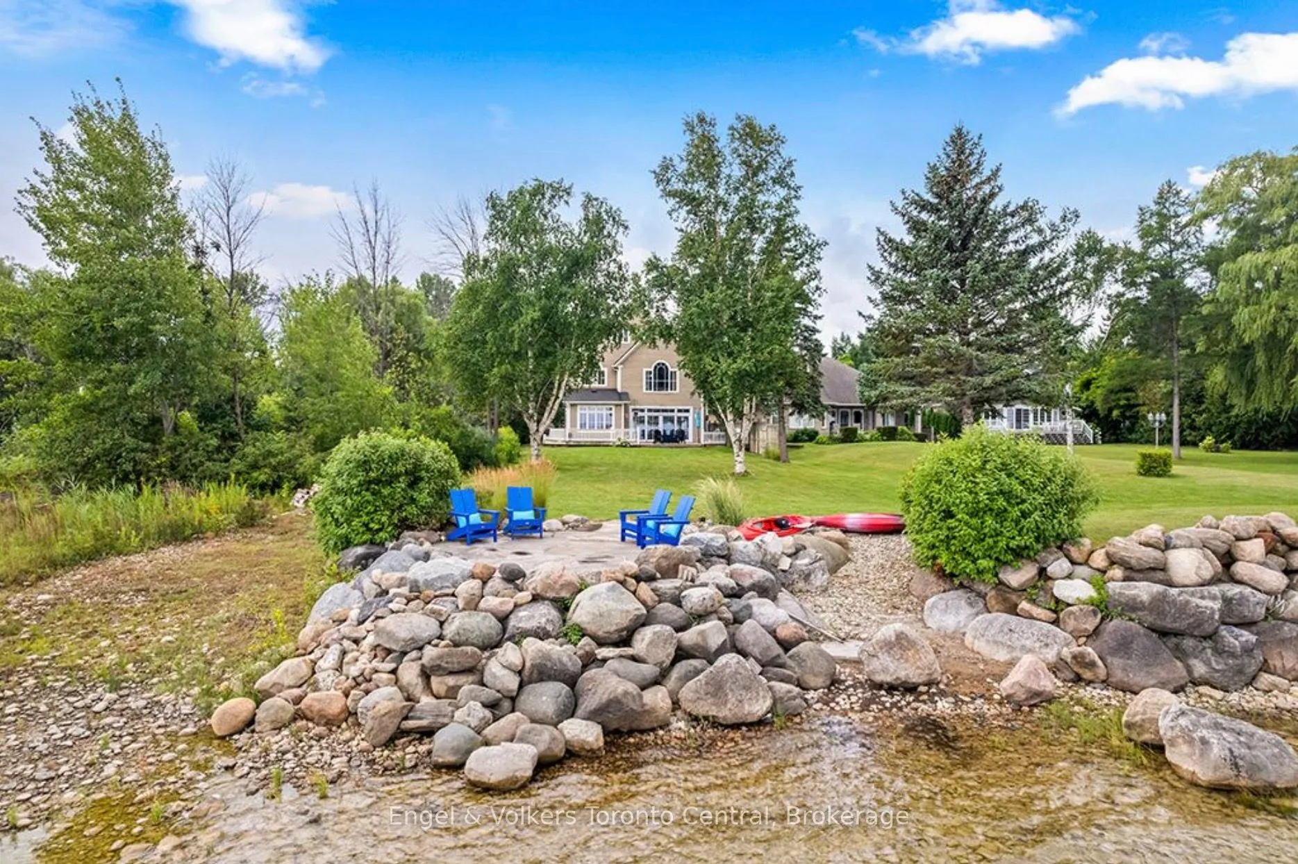 63 Georgian Manor Drive