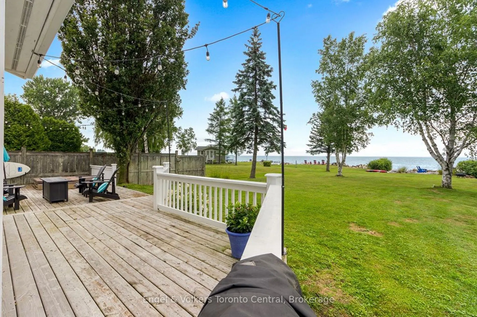 63 Georgian Manor Drive