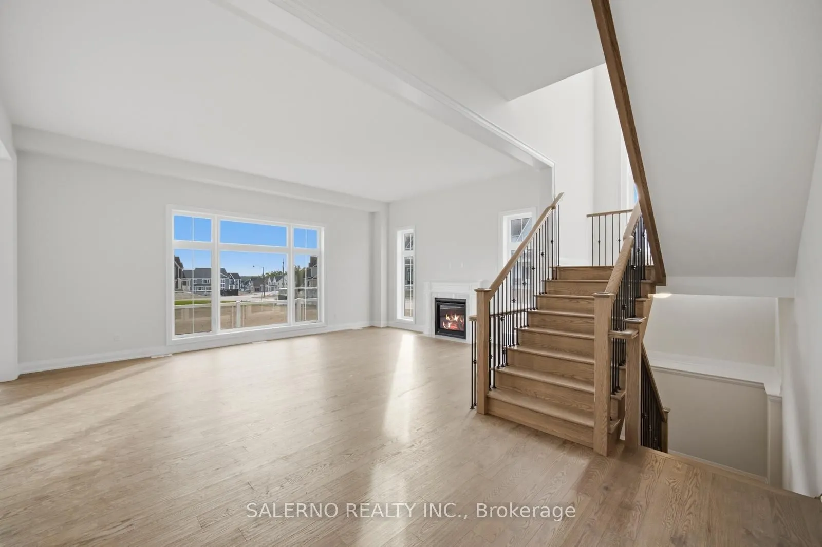 12 Pinetree Drive