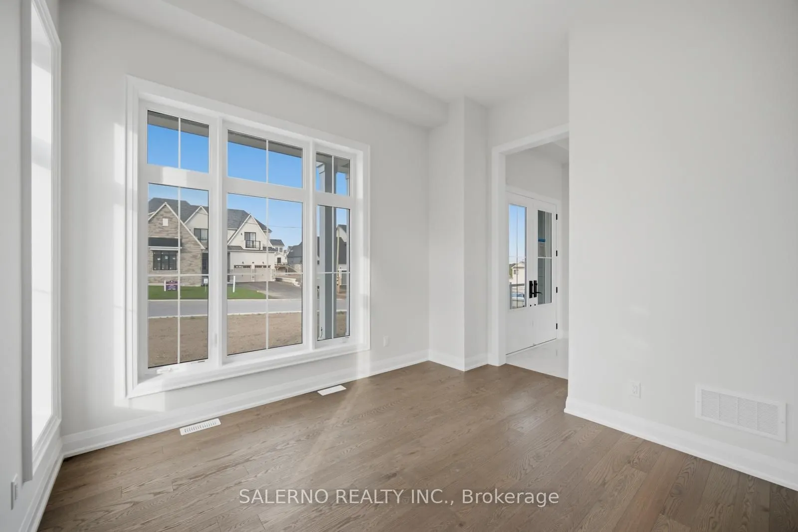 12 Pinetree Drive