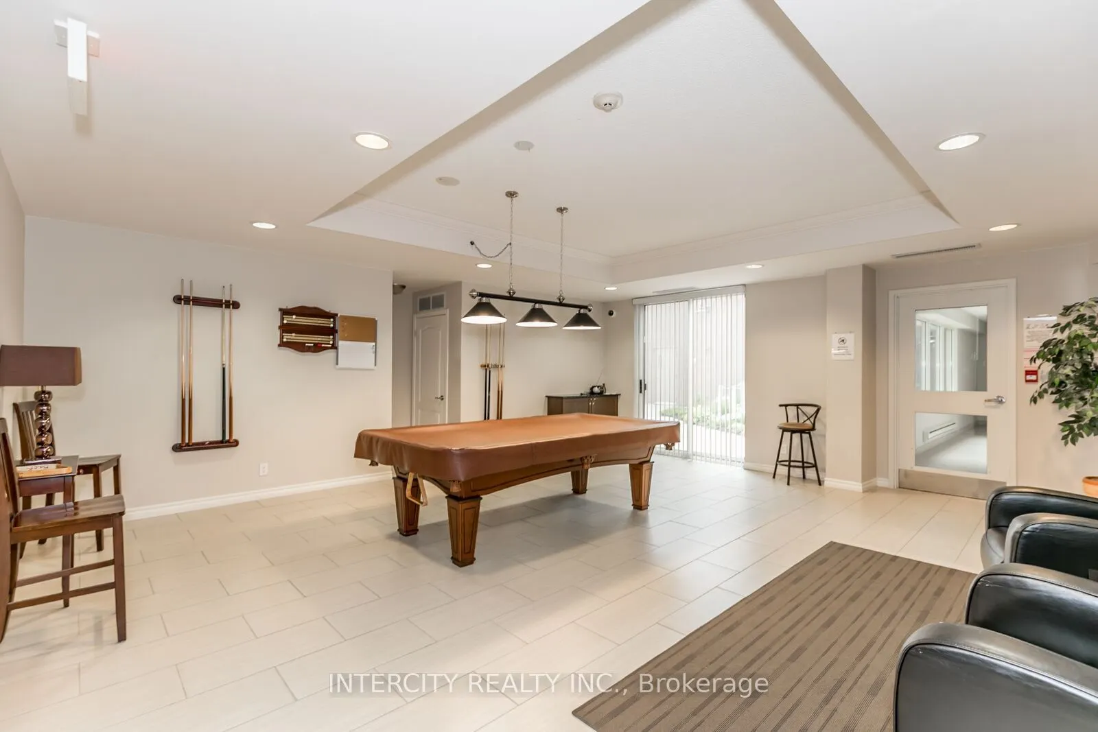 699 Aberdeen Boulevard #901