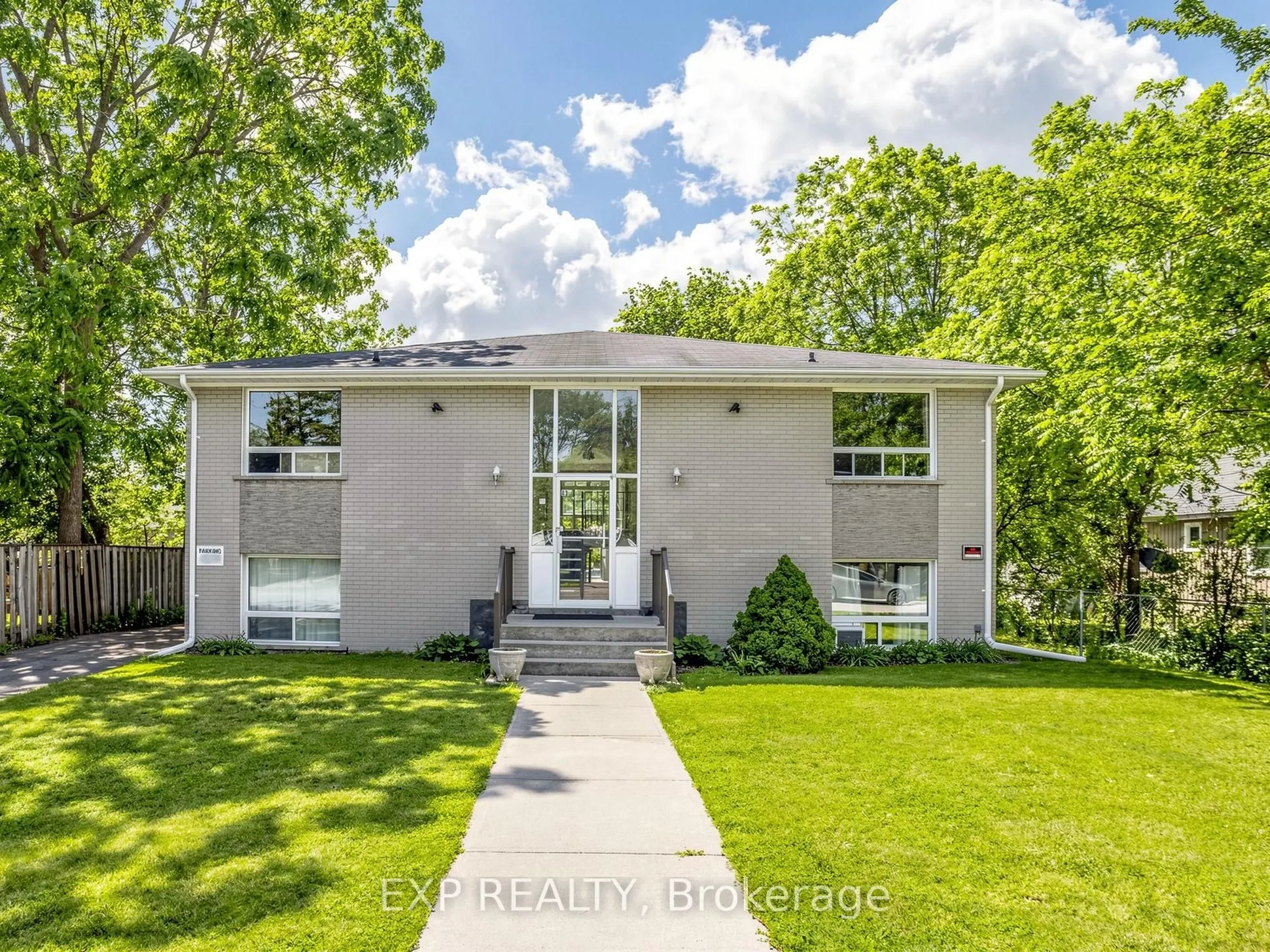 89 Donald Street