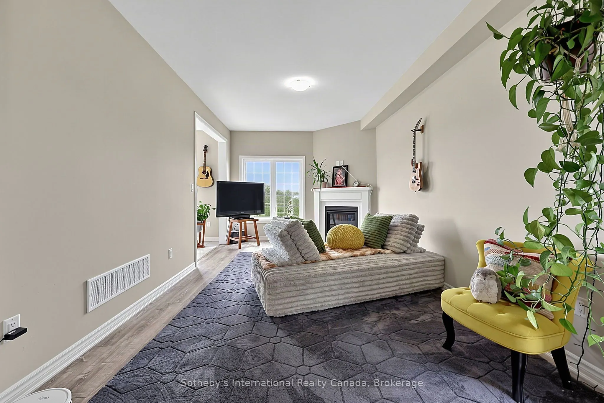 270 Springfield Crescent