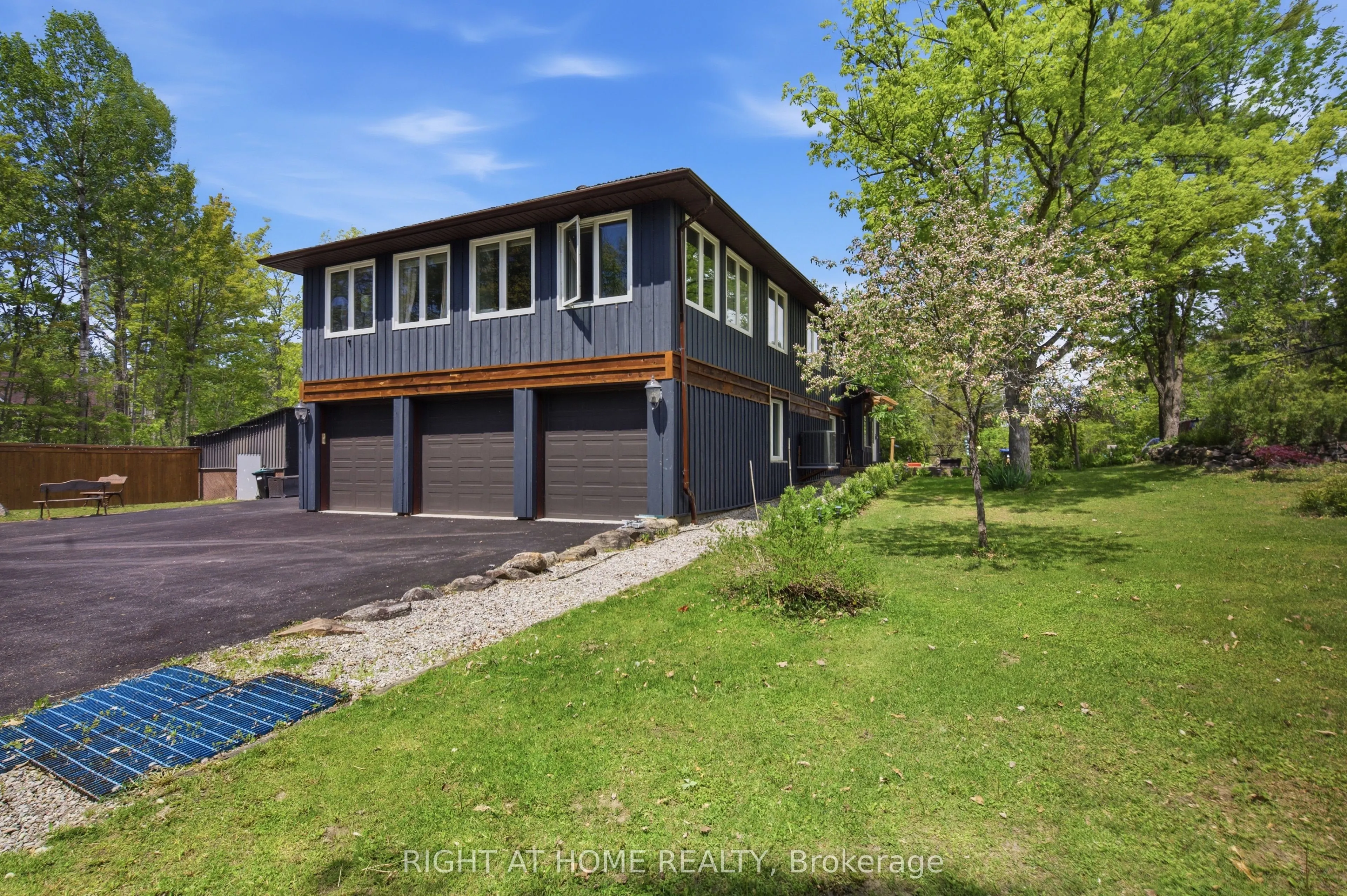 54 Forest Harbour Parkway