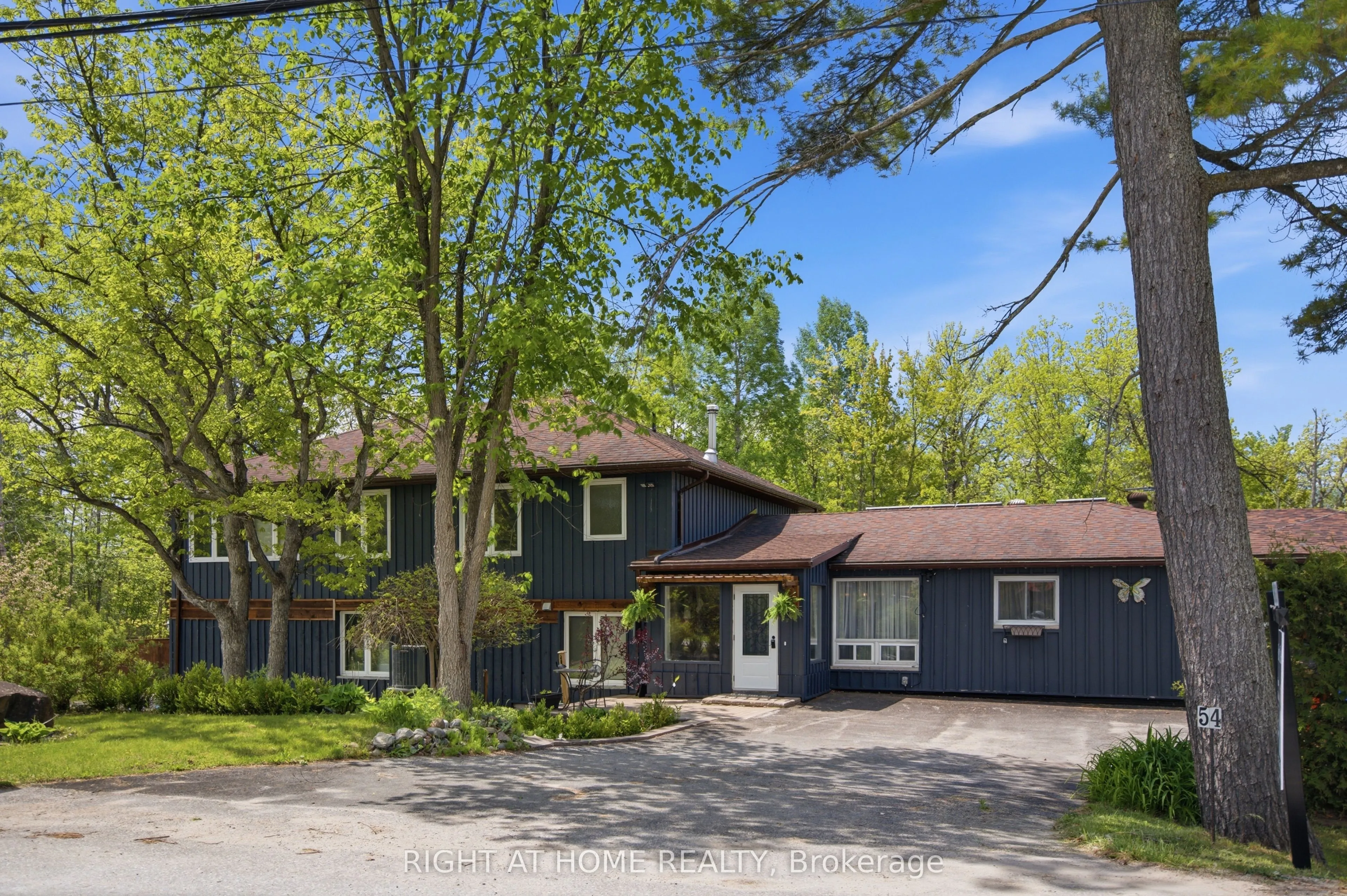 54 Forest Harbour Parkway