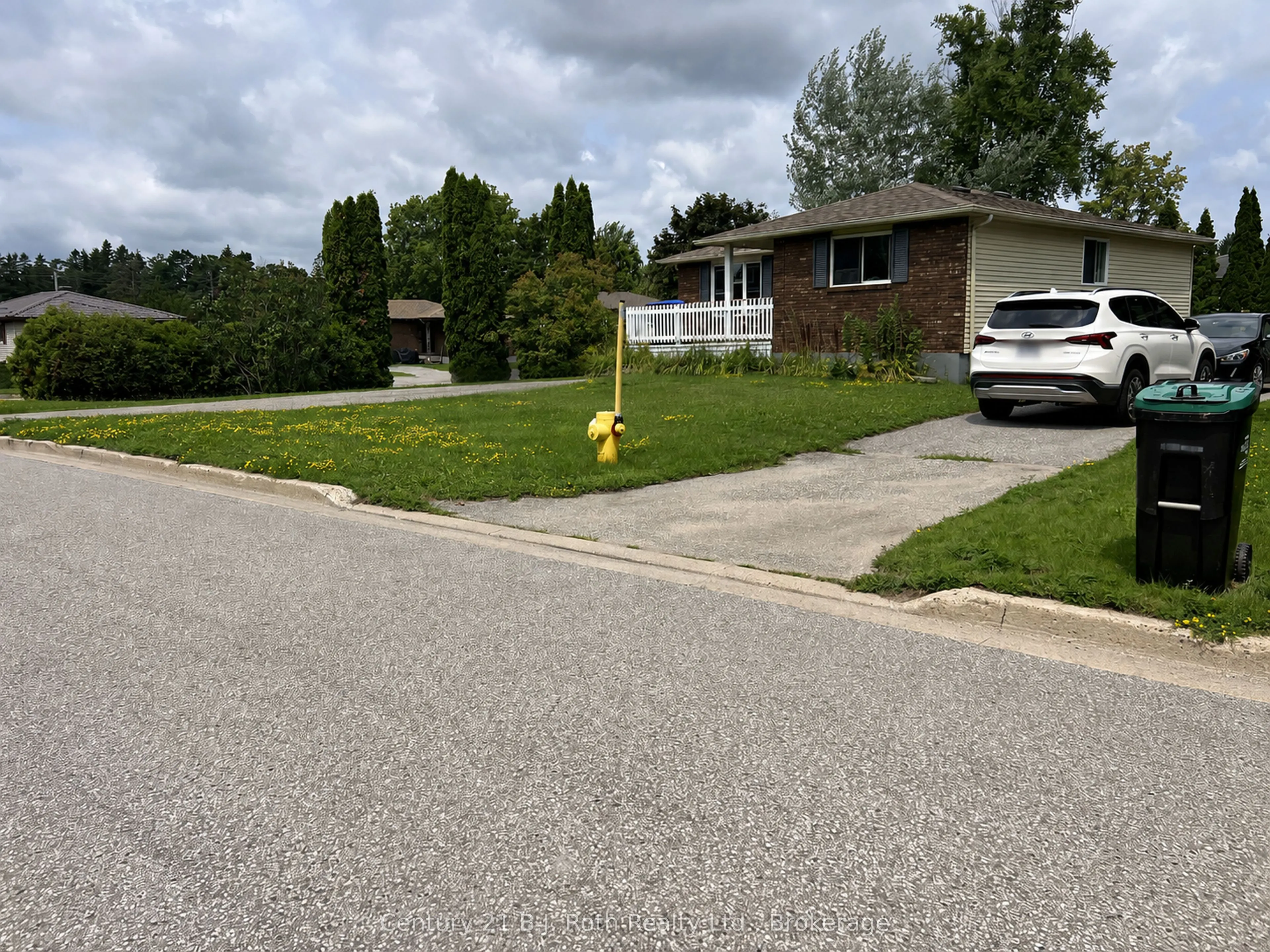 867 Birchwood Drive