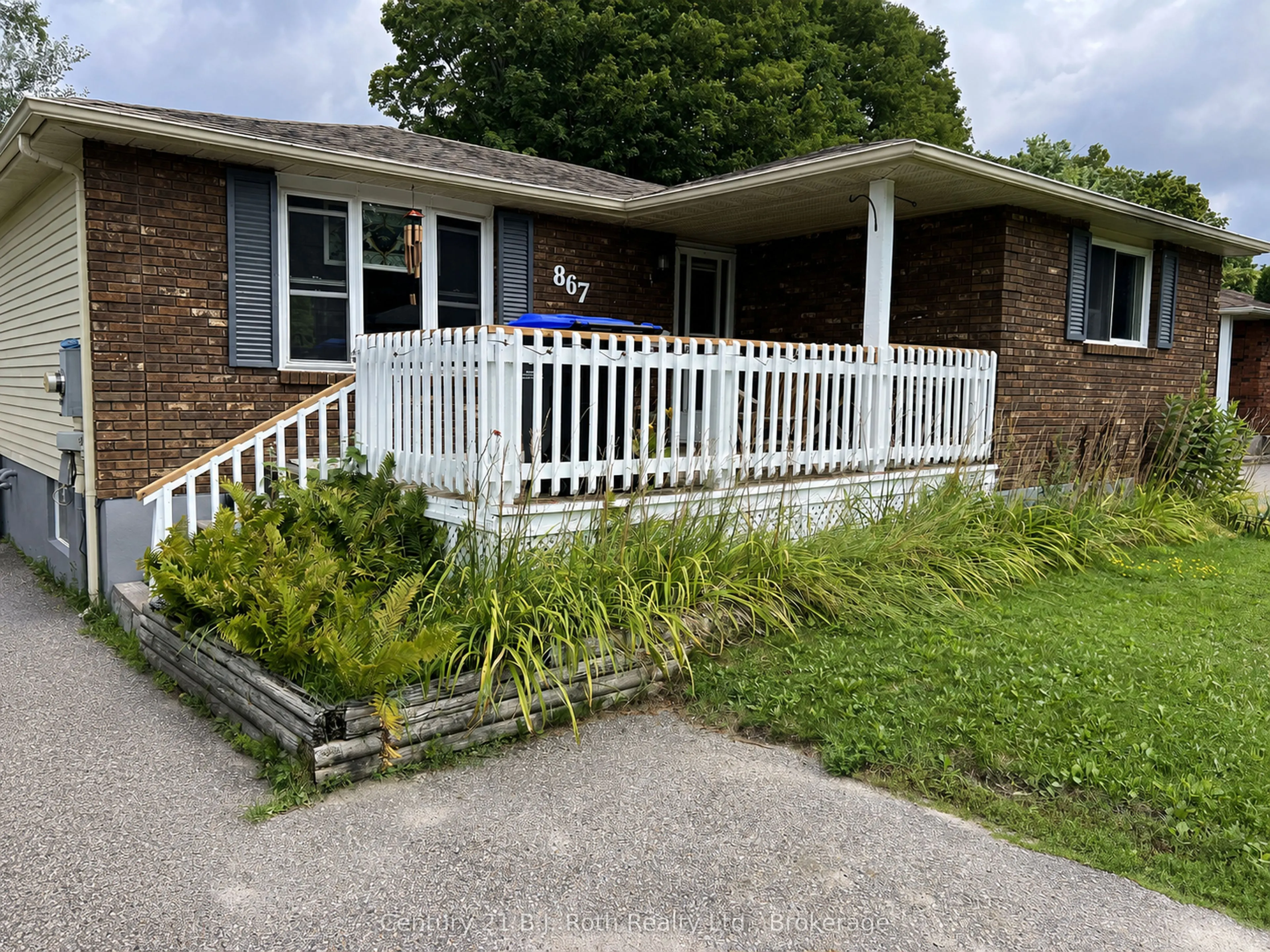 867 Birchwood Drive