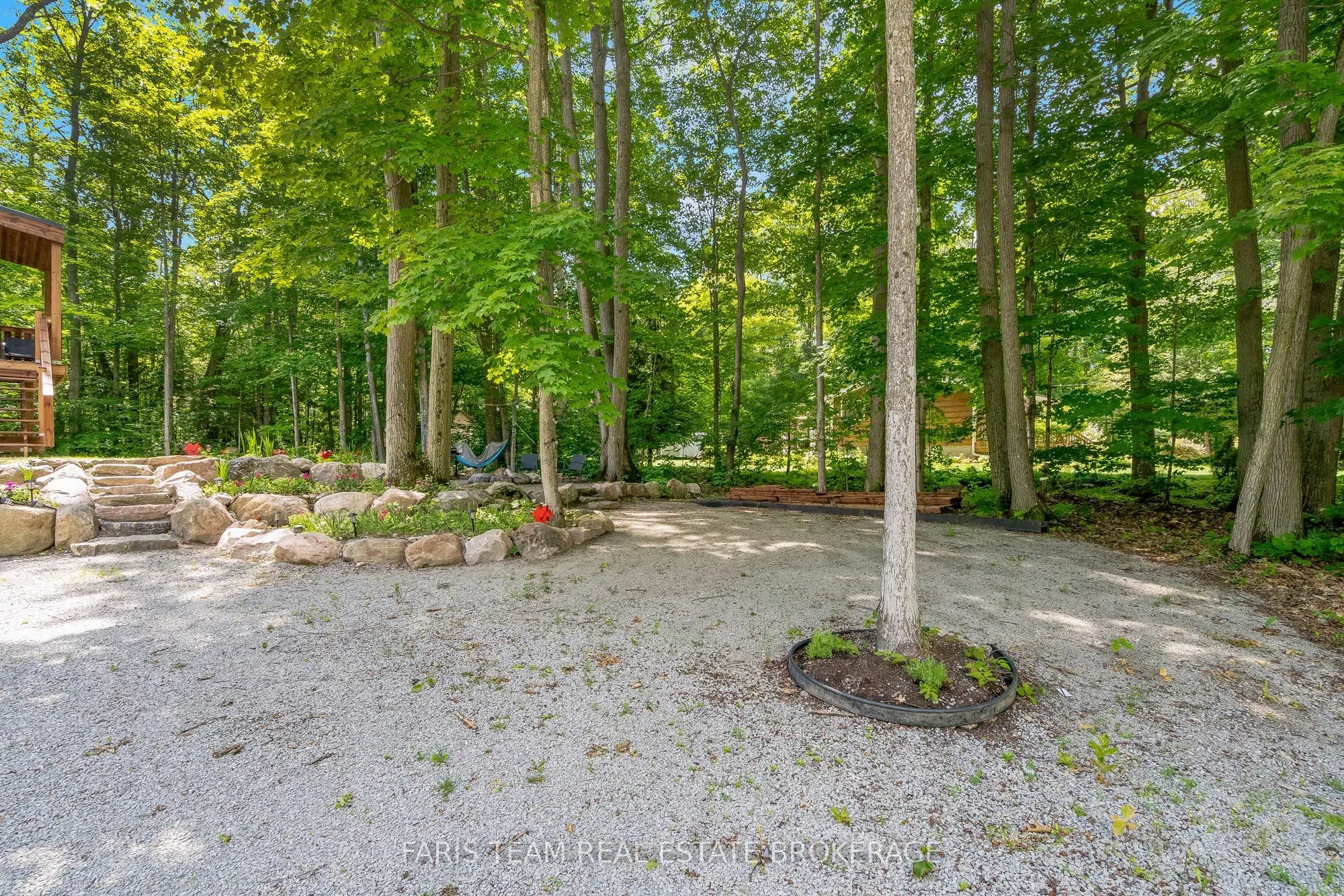 1490 Champlain Road