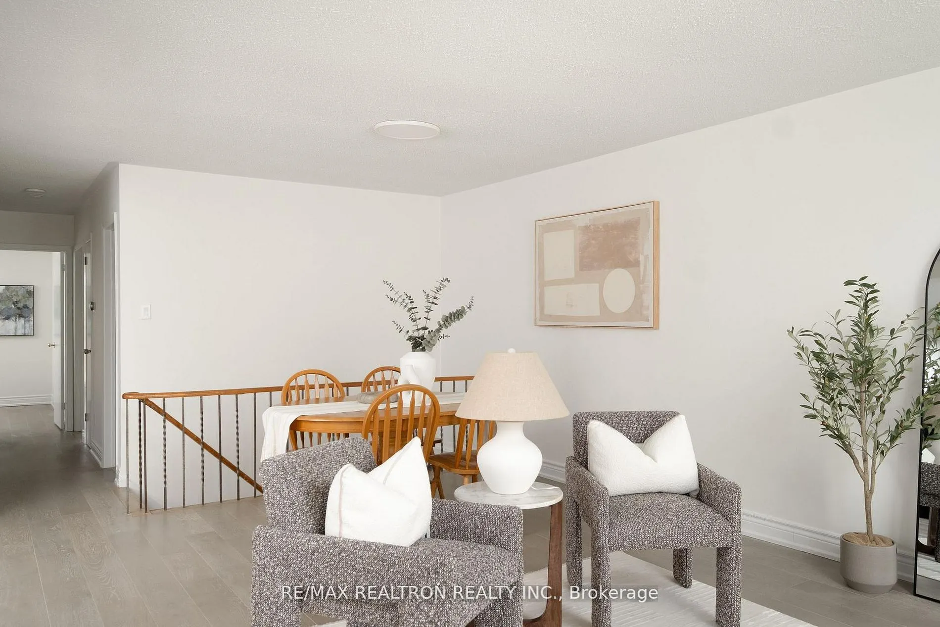 8 Courtice Crescent