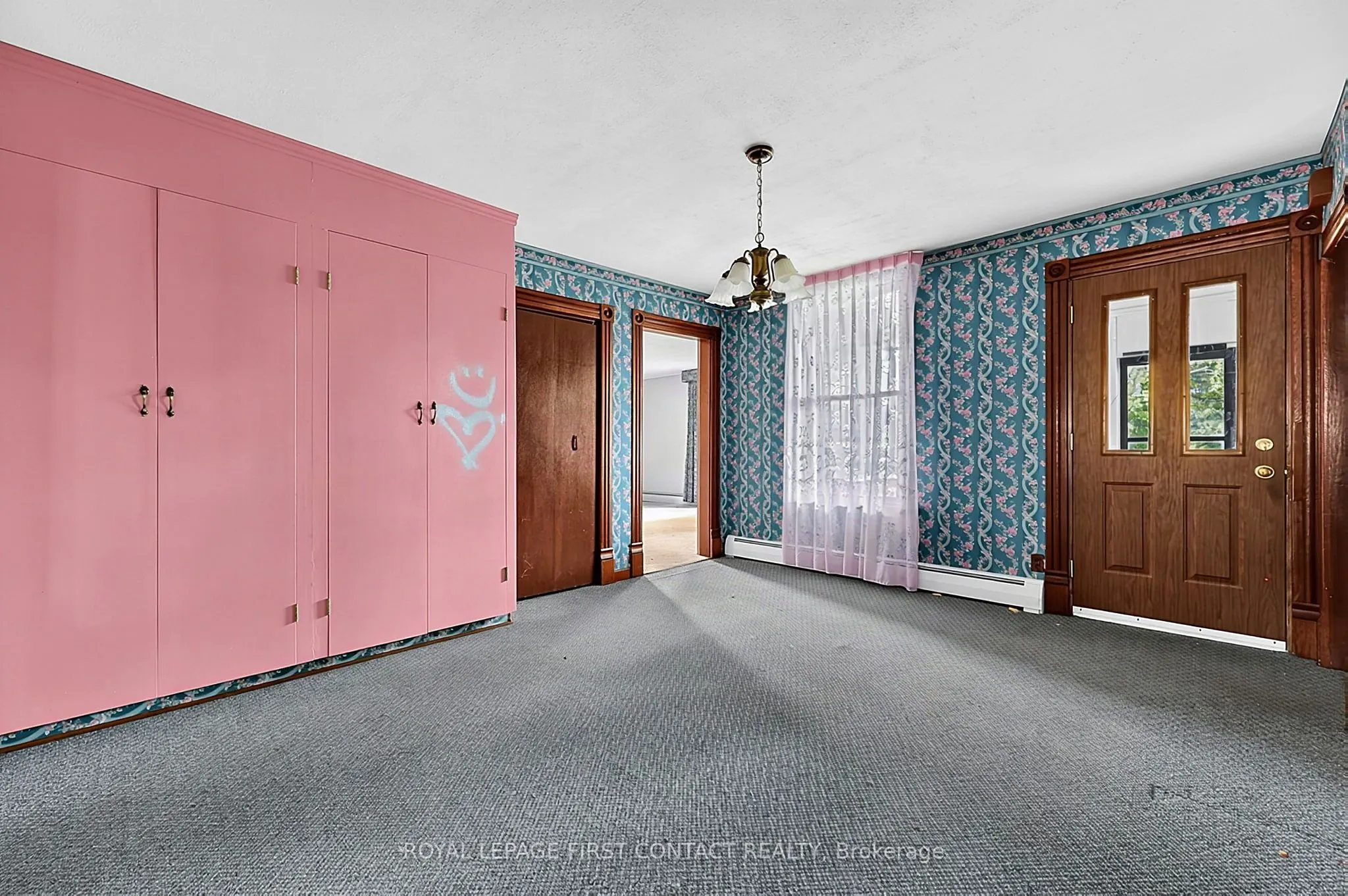 43 FITTONS Road W
