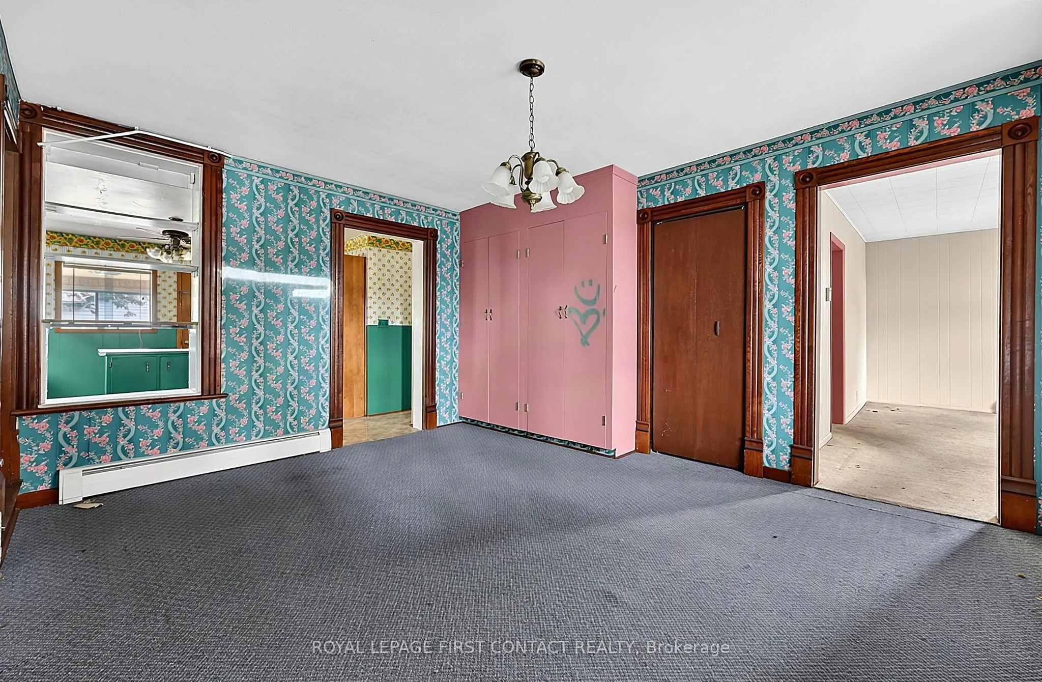 43 FITTONS Road W
