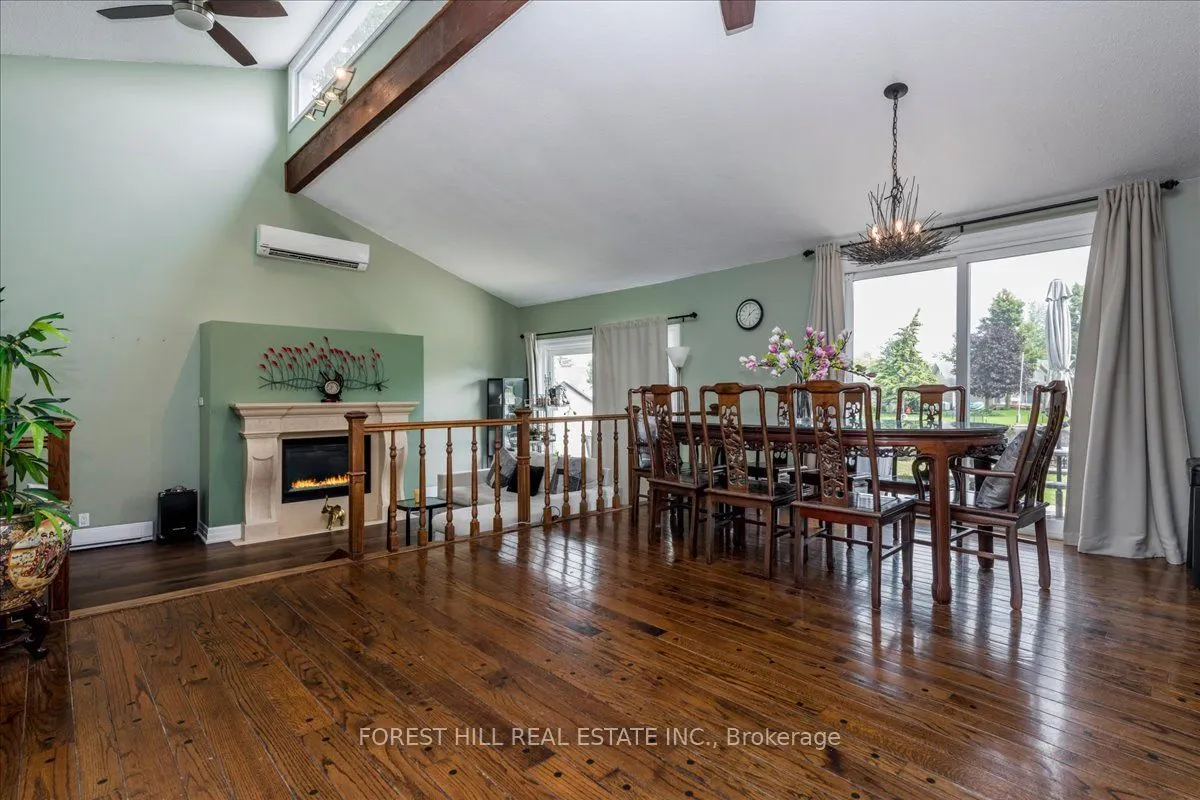 21 PINETREE Court
