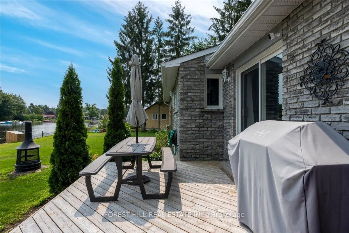 21 PINETREE Court