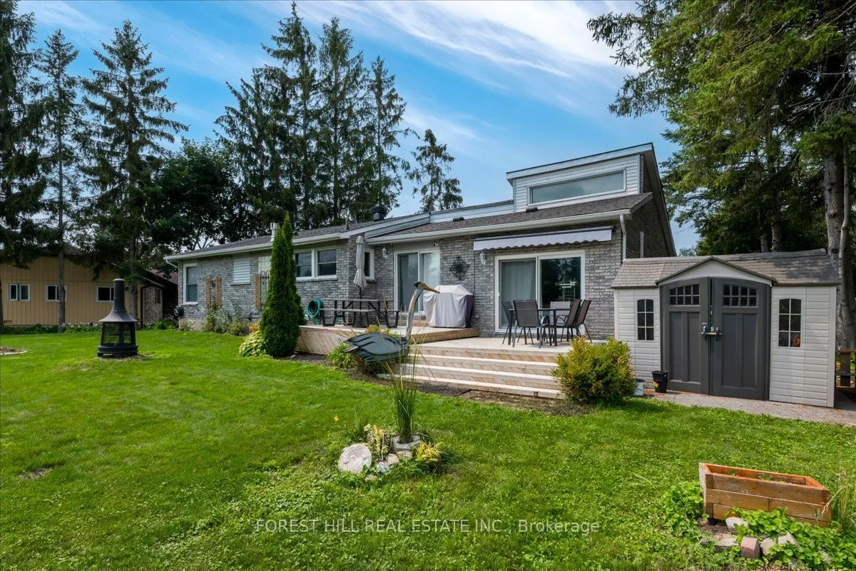 21 PINETREE Court