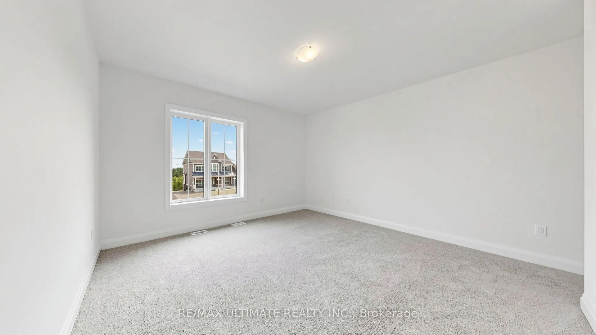 12 Aldwinckle Avenue
