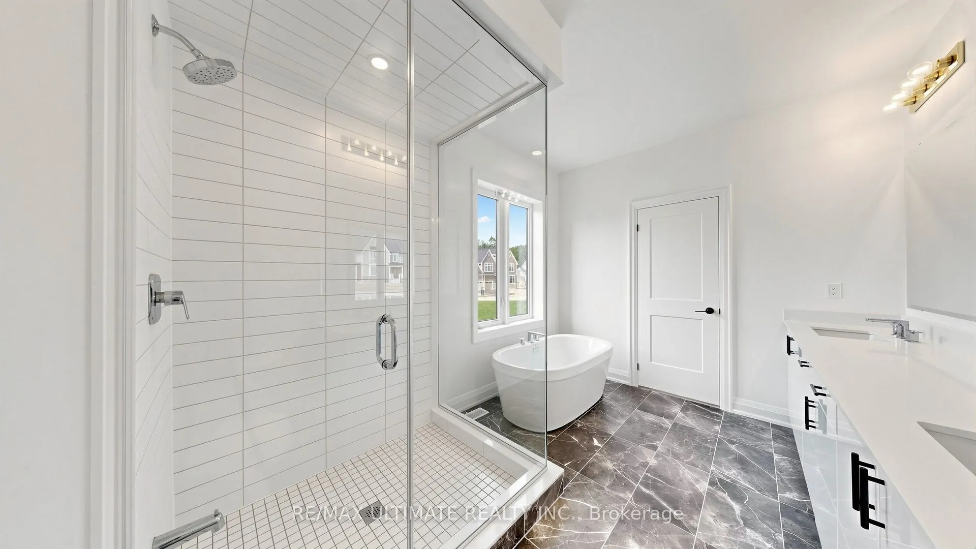 12 Aldwinckle Avenue