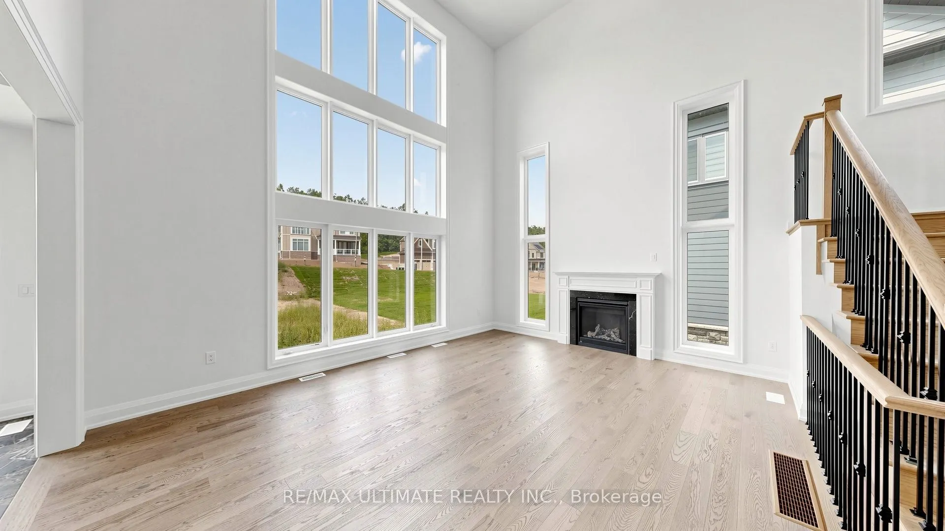 12 Aldwinckle Avenue