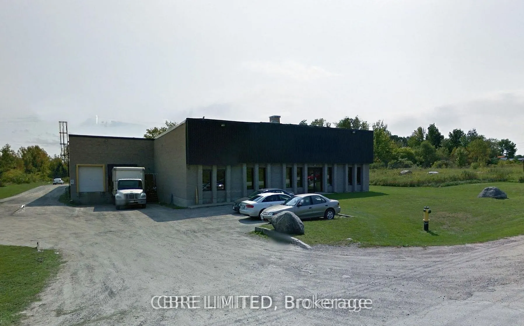 455 & 475 Cranston Crescent