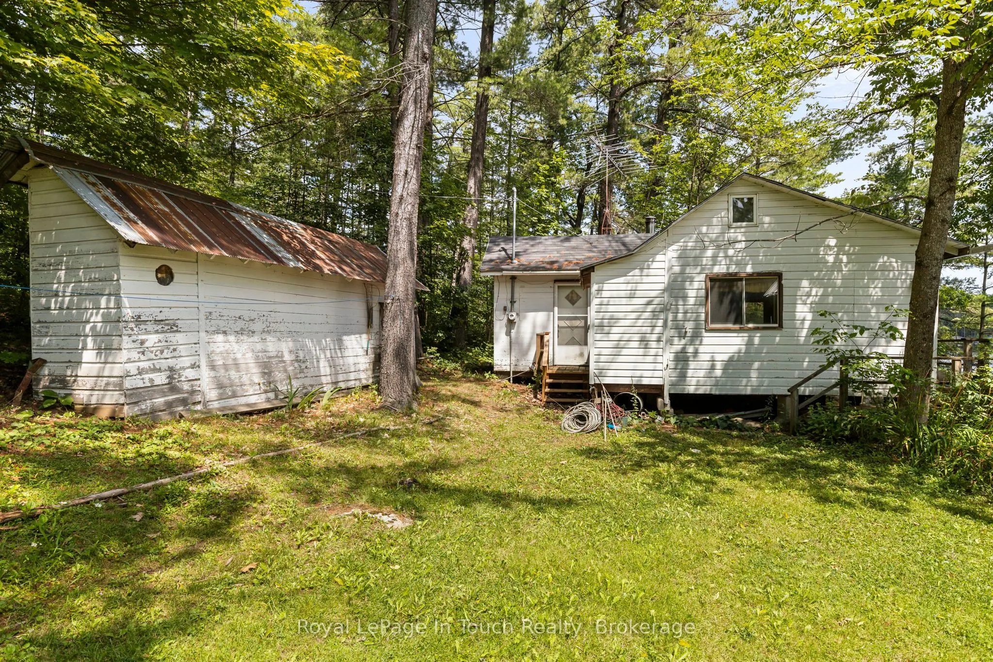 4163 Smith Lane