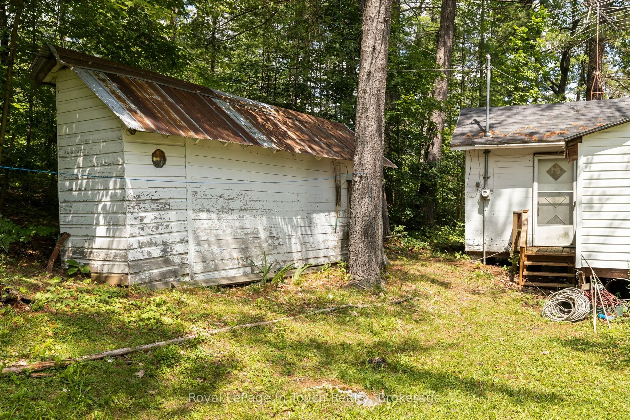 4163 Smith Lane