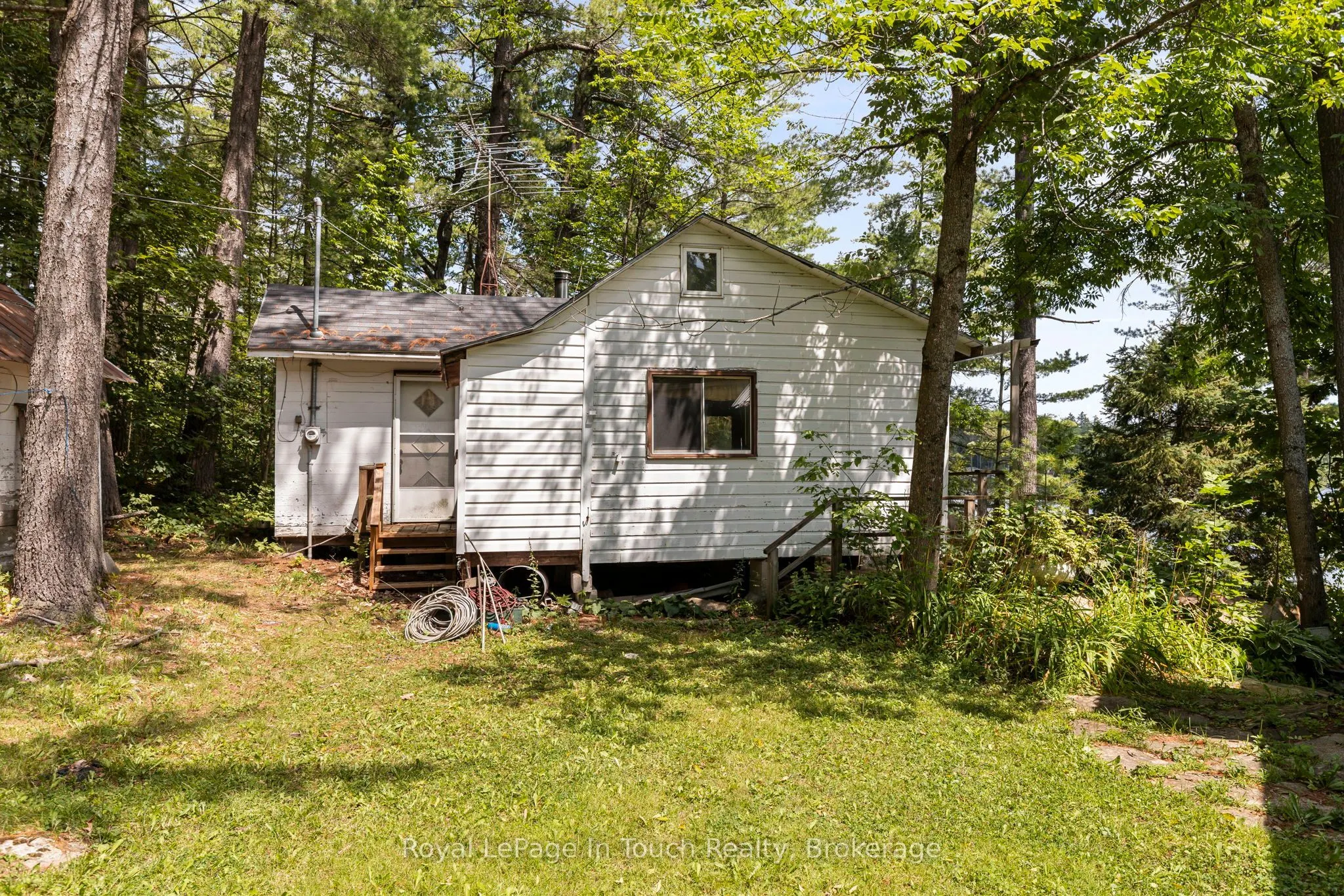 4163 Smith Lane