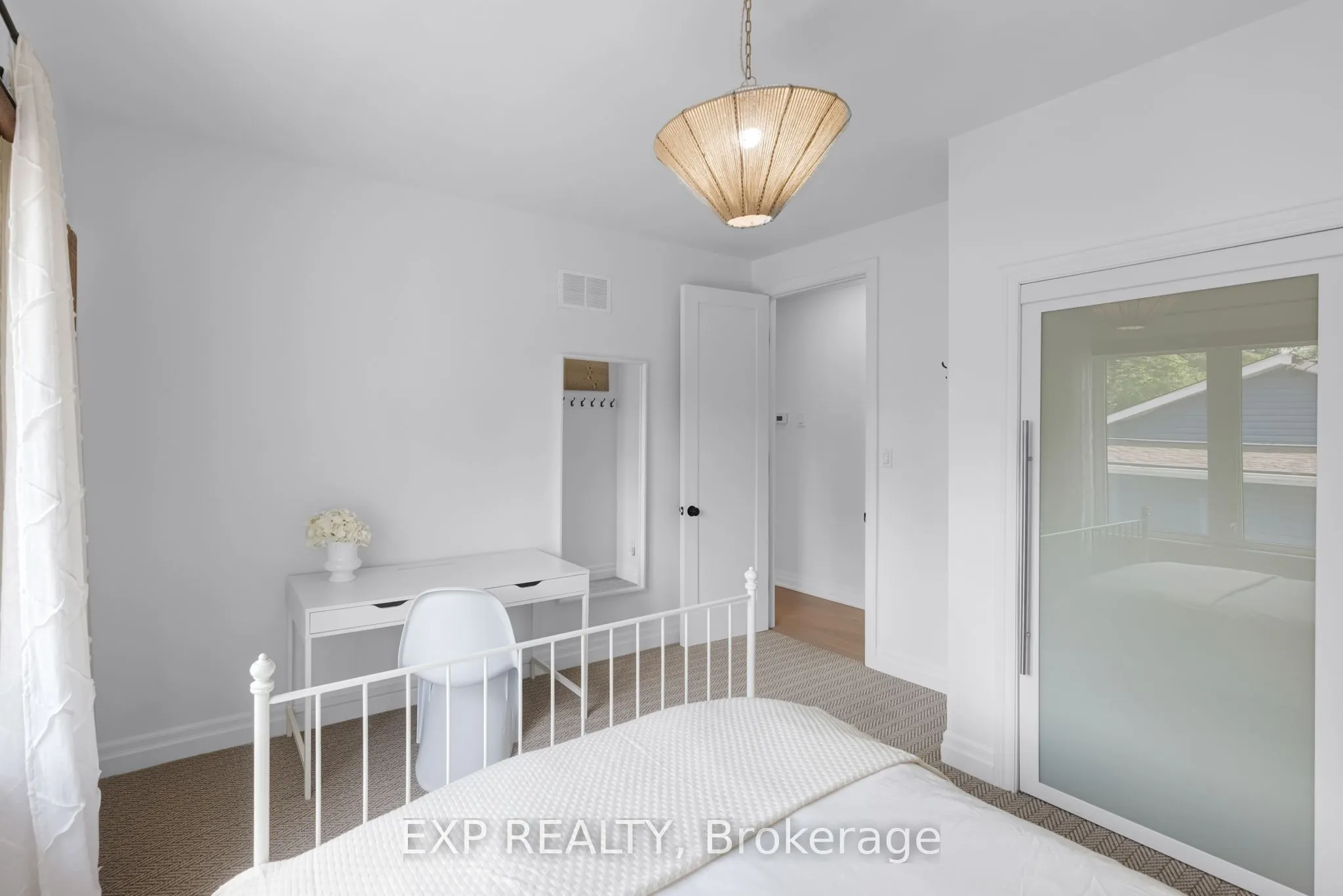 256 Old Mosley Street