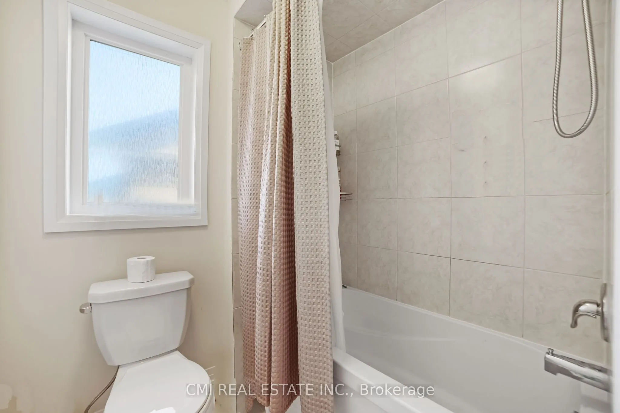 3742 Sunbank Crescent