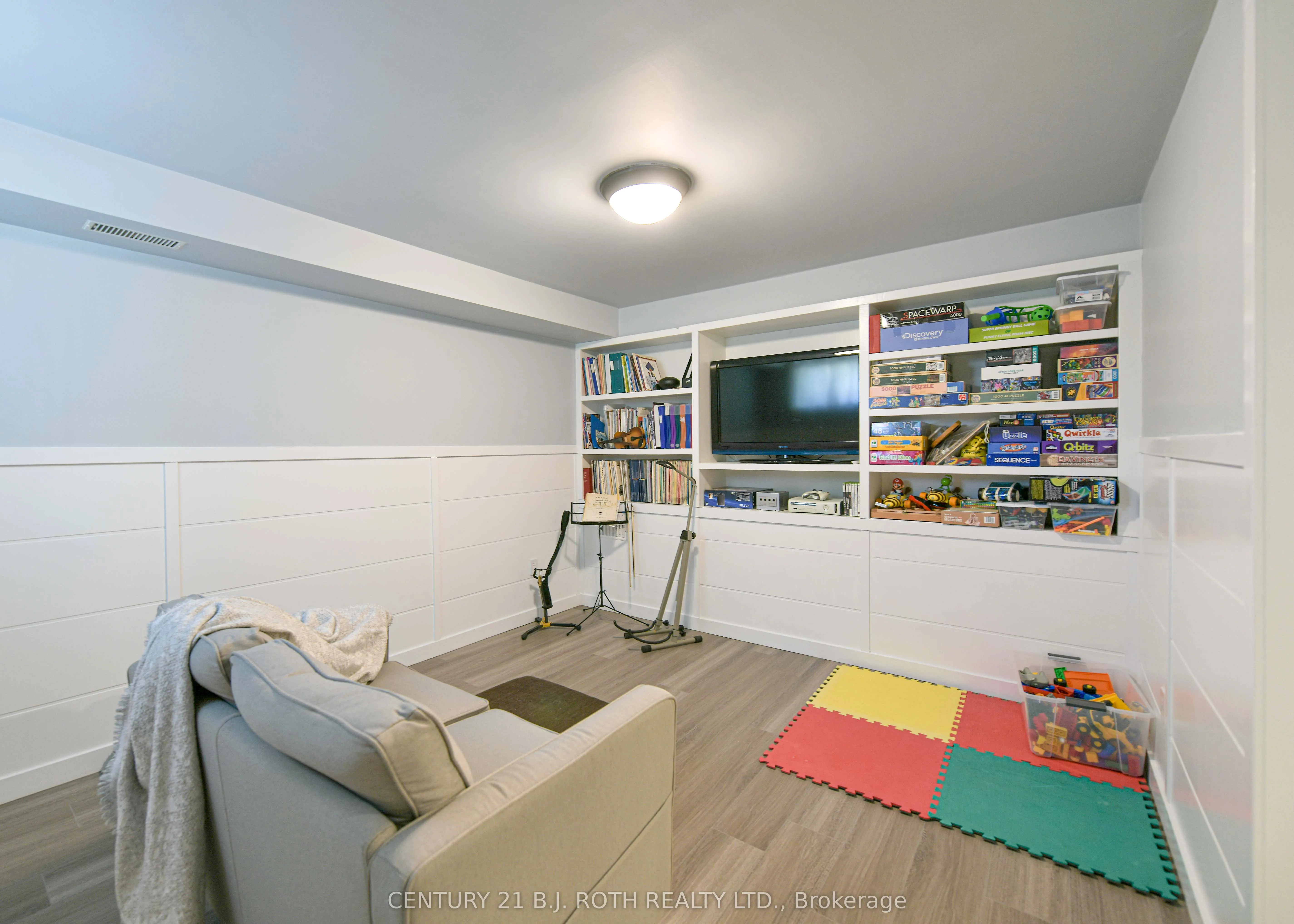 80 Coldwater Road W