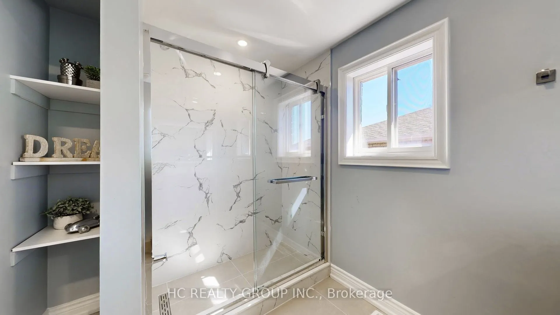 75 Ambler Bay